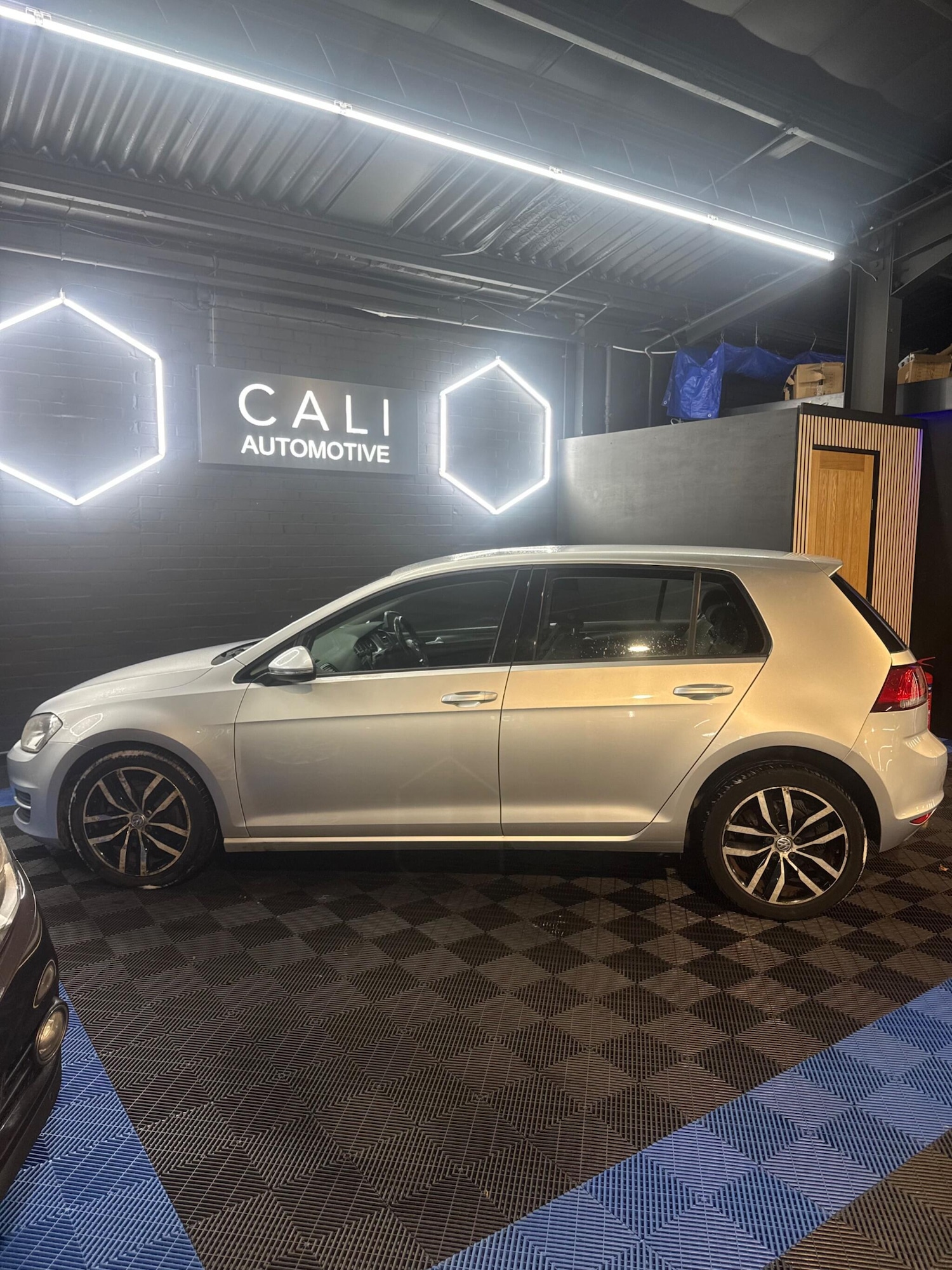 Used Volkswagen Golf 2013 for sale - 77549923: Photo 4