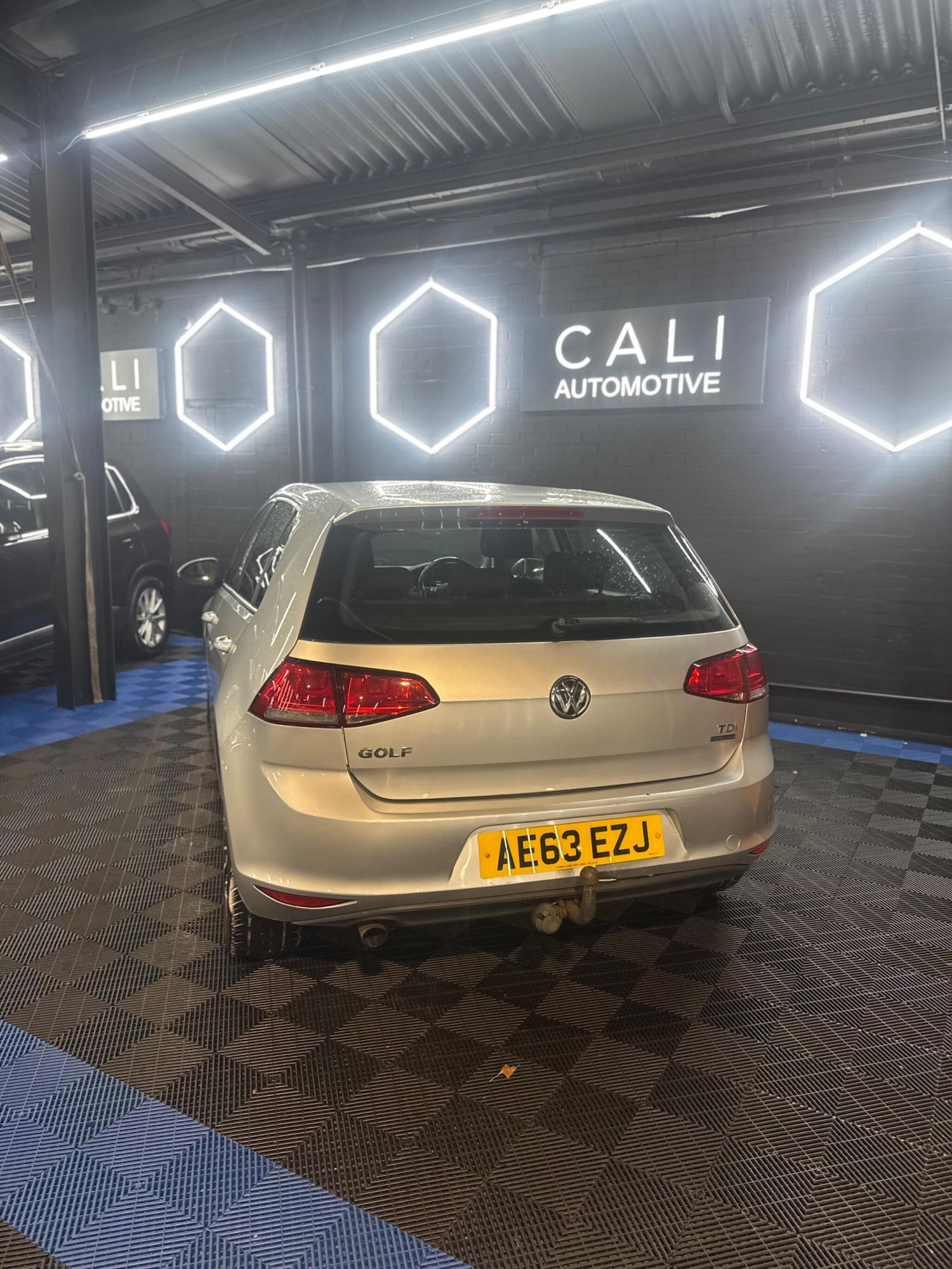 Used Volkswagen Golf 2013 for sale - 77549923: Photo 5