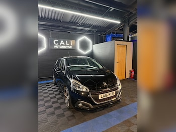 Used Peugeot 208 2016 for sale - 79076009: Photo