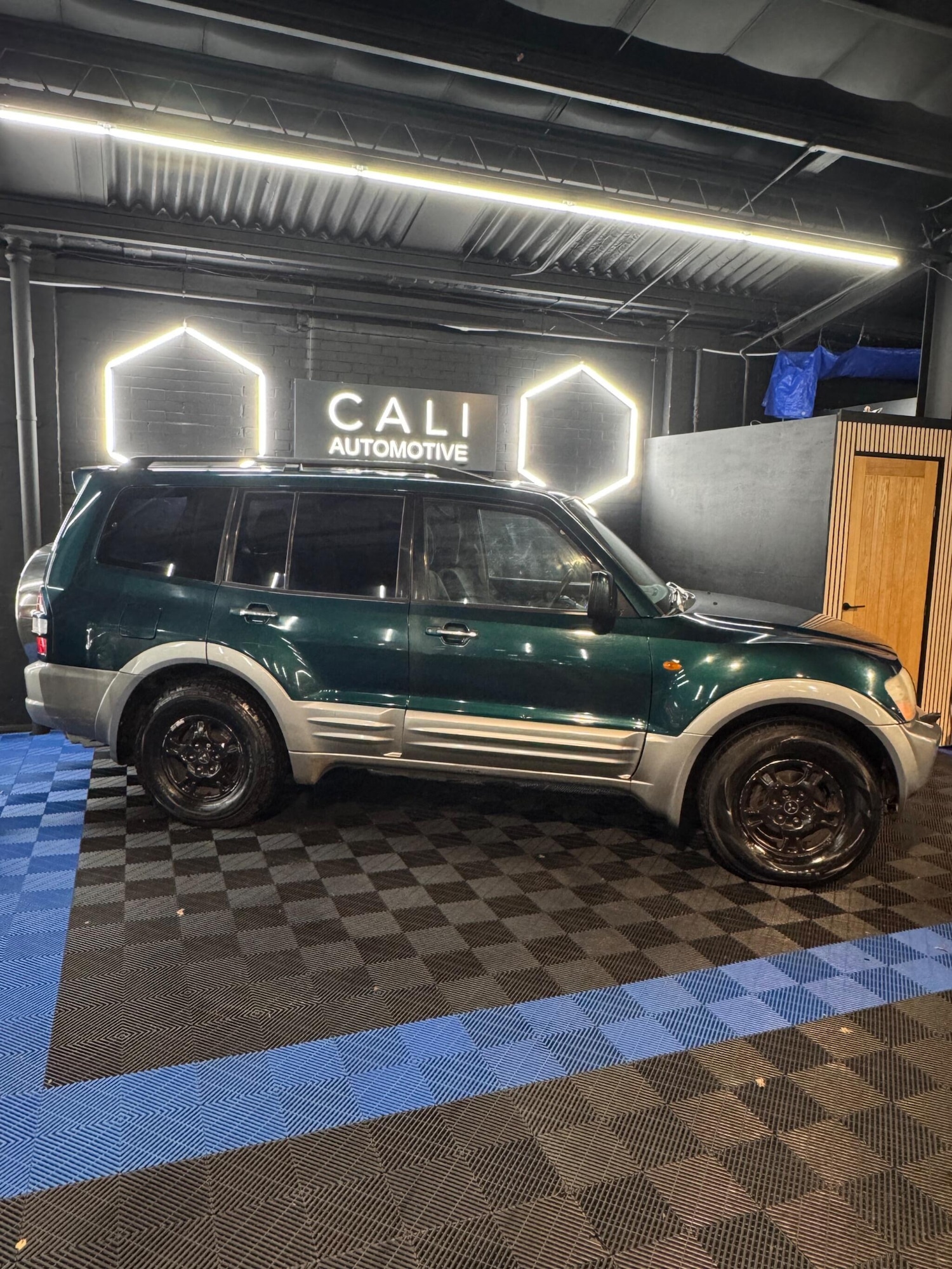 Used Mitsubishi Shogun 2003 for sale - 78057753: Photo 14