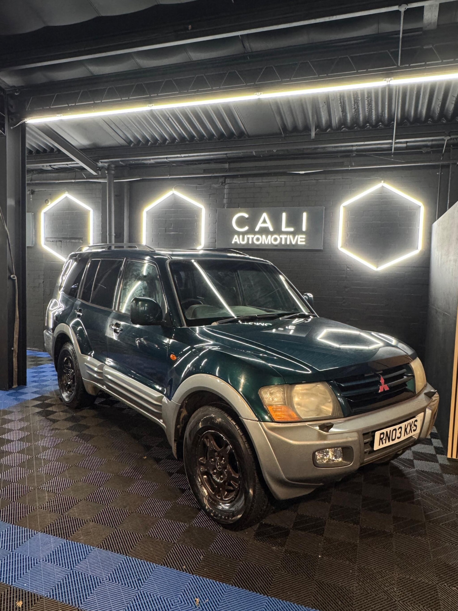 Used Mitsubishi Shogun 2003 for sale - 78057753: Photo 5