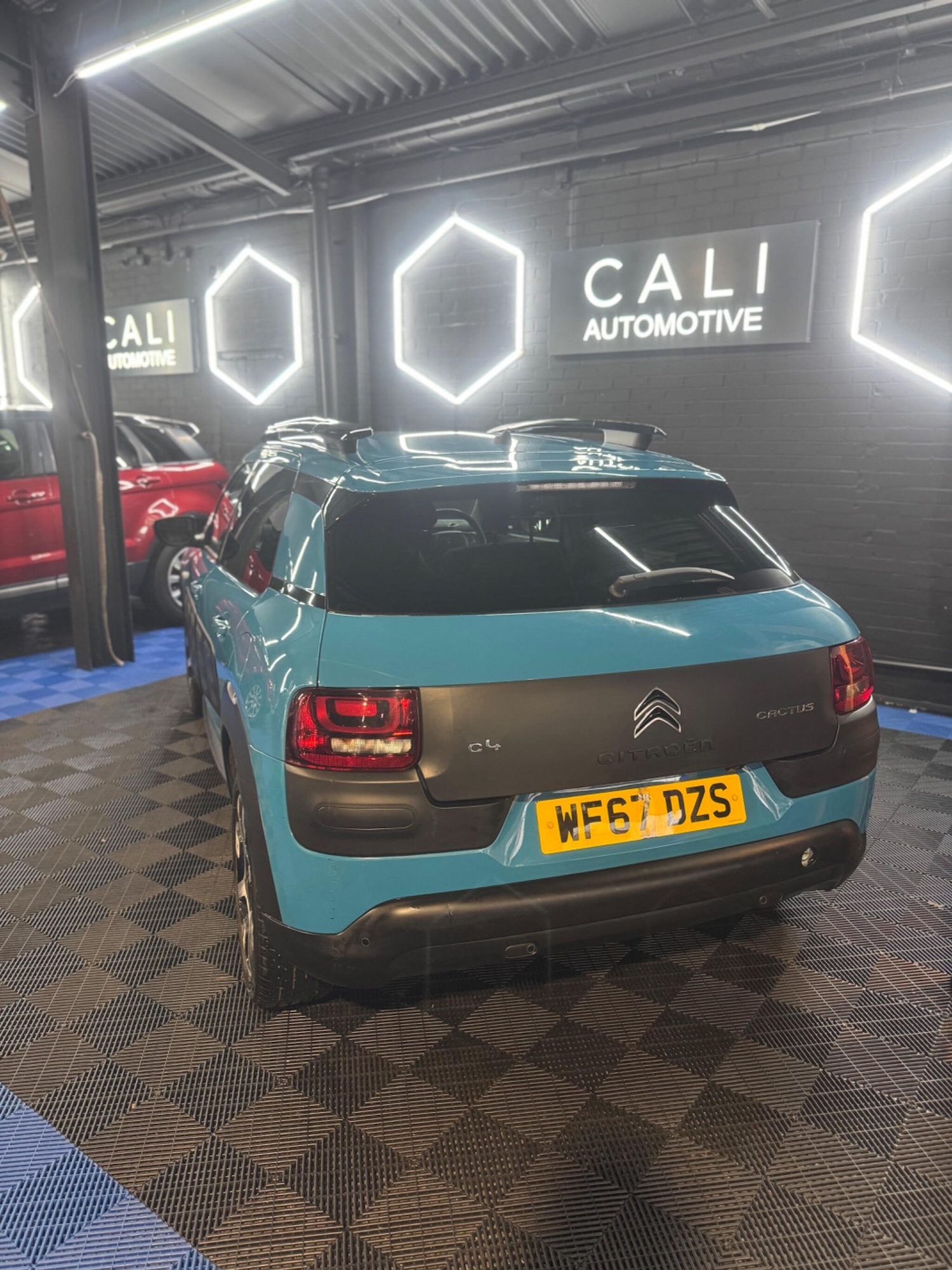 Used Citroen C4 Cactus for sale - 77825215: Photo 9