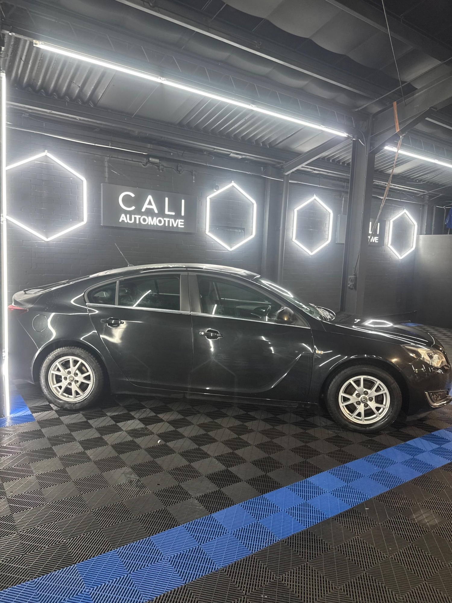 Used Vauxhall Insignia 2014 for sale - 77130939: Photo 27