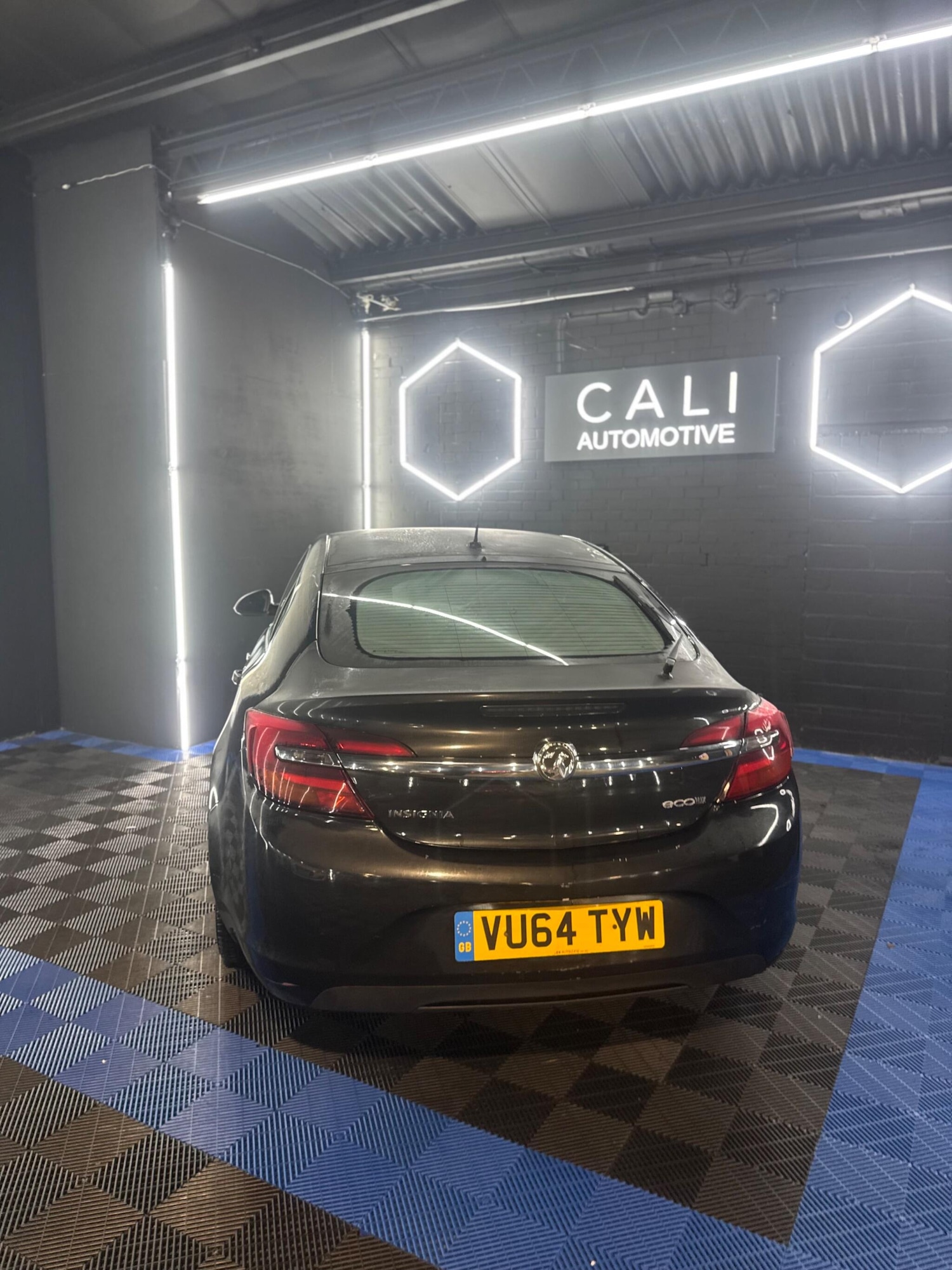 Used Vauxhall Insignia 2014 for sale - 77130939: Photo 4