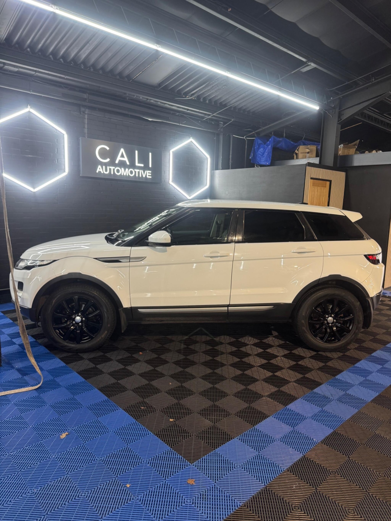 Used Land Rover Range Rover Evoque 2014 for sale - 77242583: Photo 13