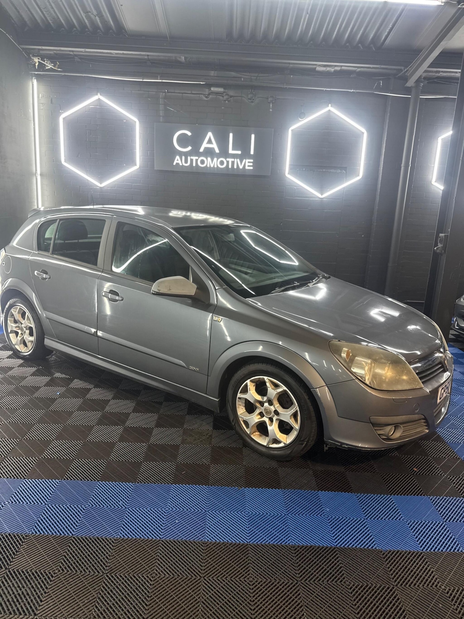 Used Vauxhall Astra 2006 for sale - 77304982: Photo 2