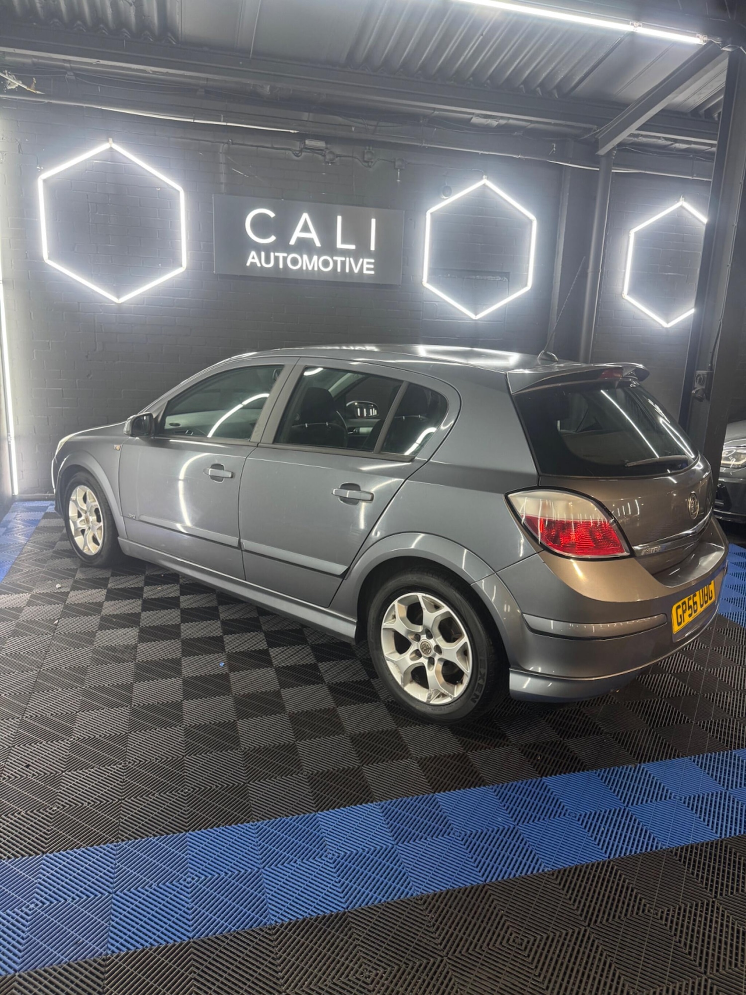 Used Vauxhall Astra 2006 for sale - 77304982: Photo 3