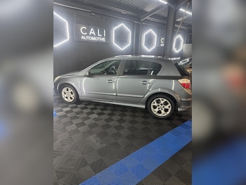 Used Vauxhall Astra 2006 for sale - 77304982: Photo