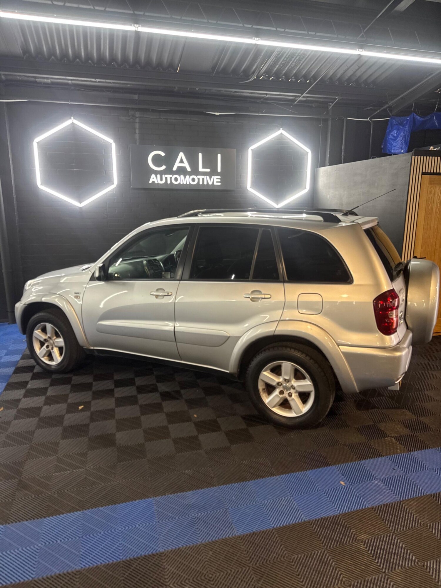 Used Toyota RAV4 for sale - 78141592: Photo 13