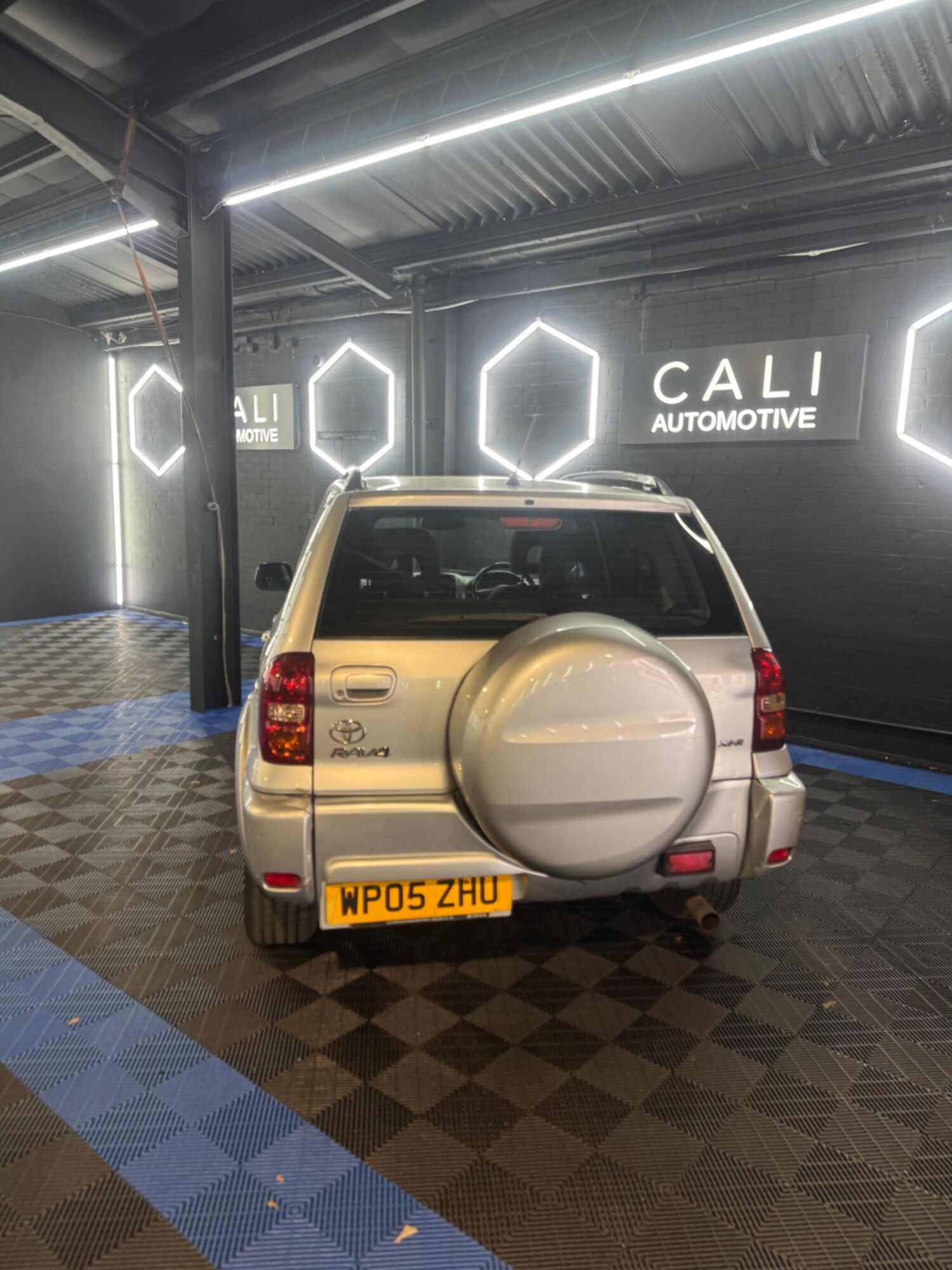 Used Toyota RAV4 for sale - 78141592: Photo 15