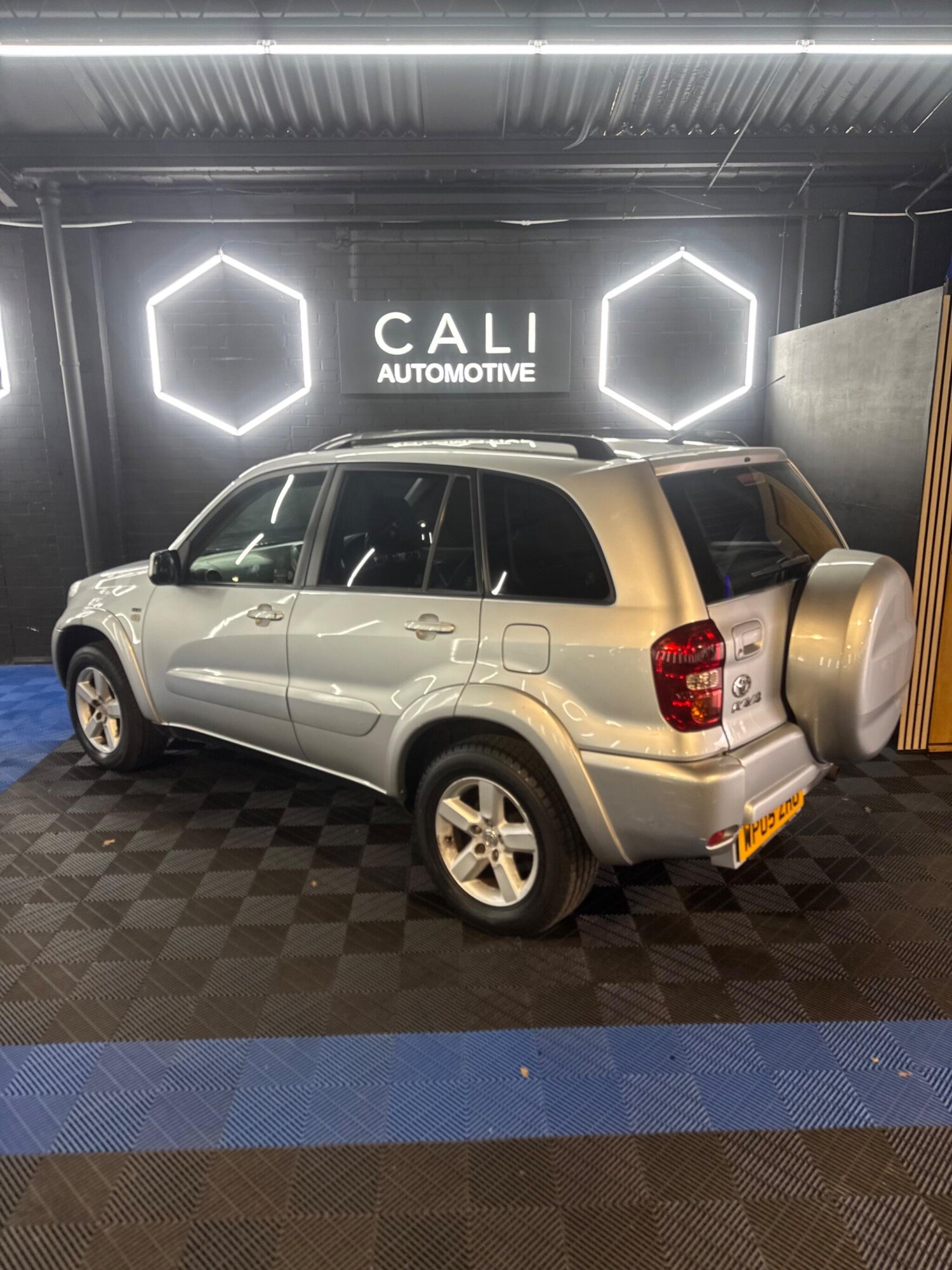 Used Toyota RAV4 for sale - 78141592: Photo 43