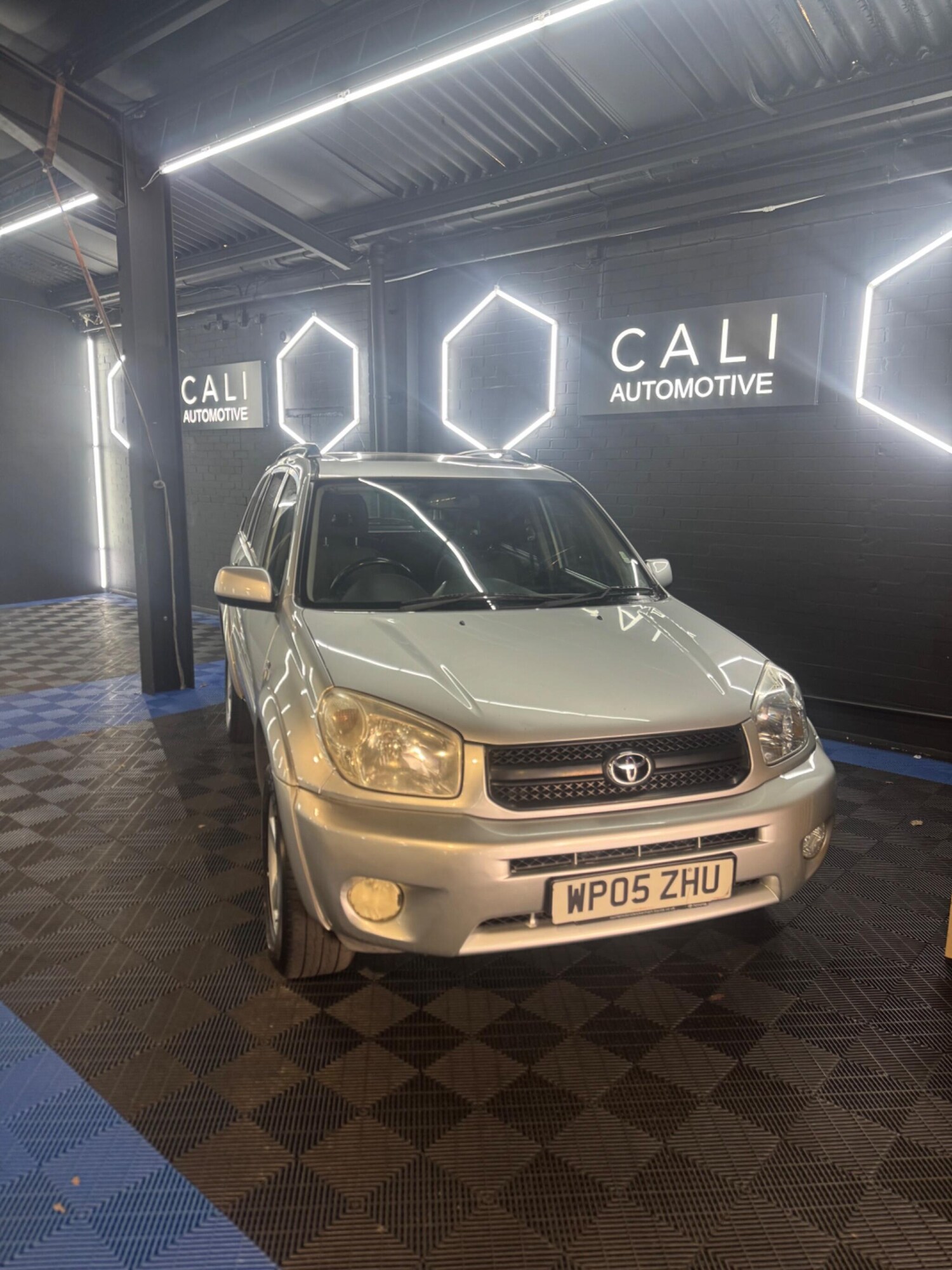 Used Toyota RAV4 for sale - 78141592: Photo 7