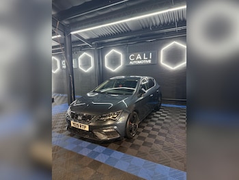 Used SEAT Leon 2019 for sale - 79116010: Photo