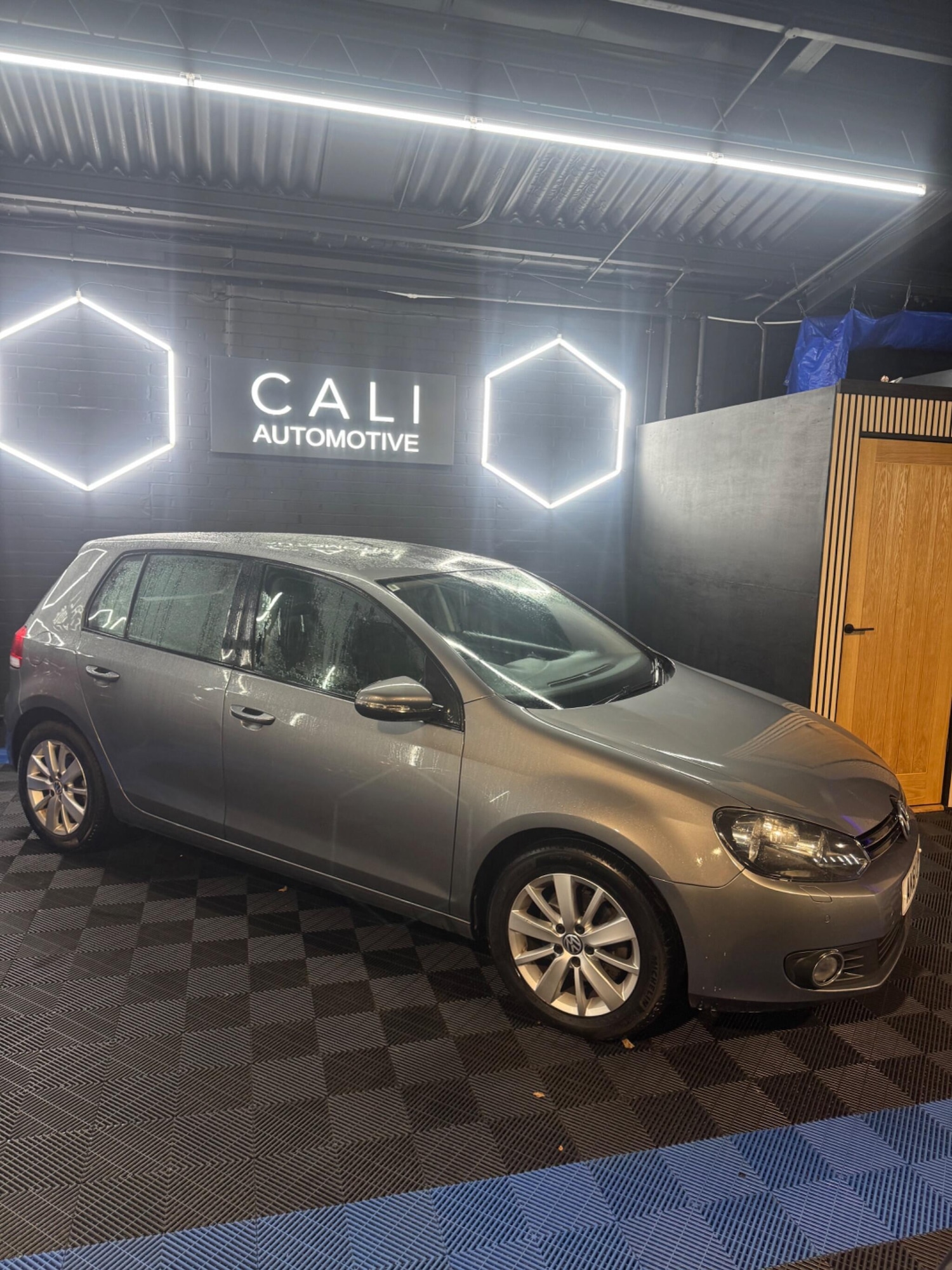 Used Volkswagen Golf 2011 for sale - 77853618: Photo 11