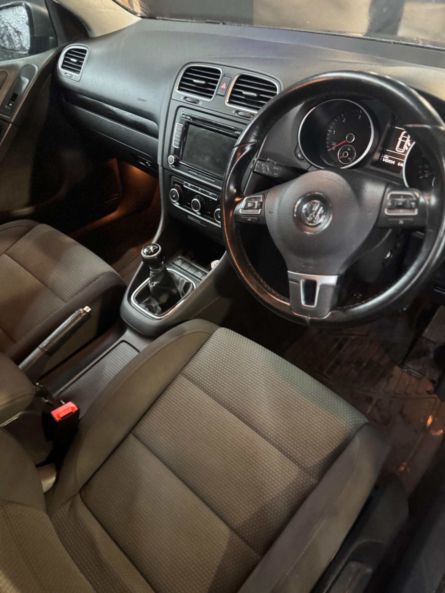 Used Volkswagen Golf 2011 for sale - 77853618: Photo 14