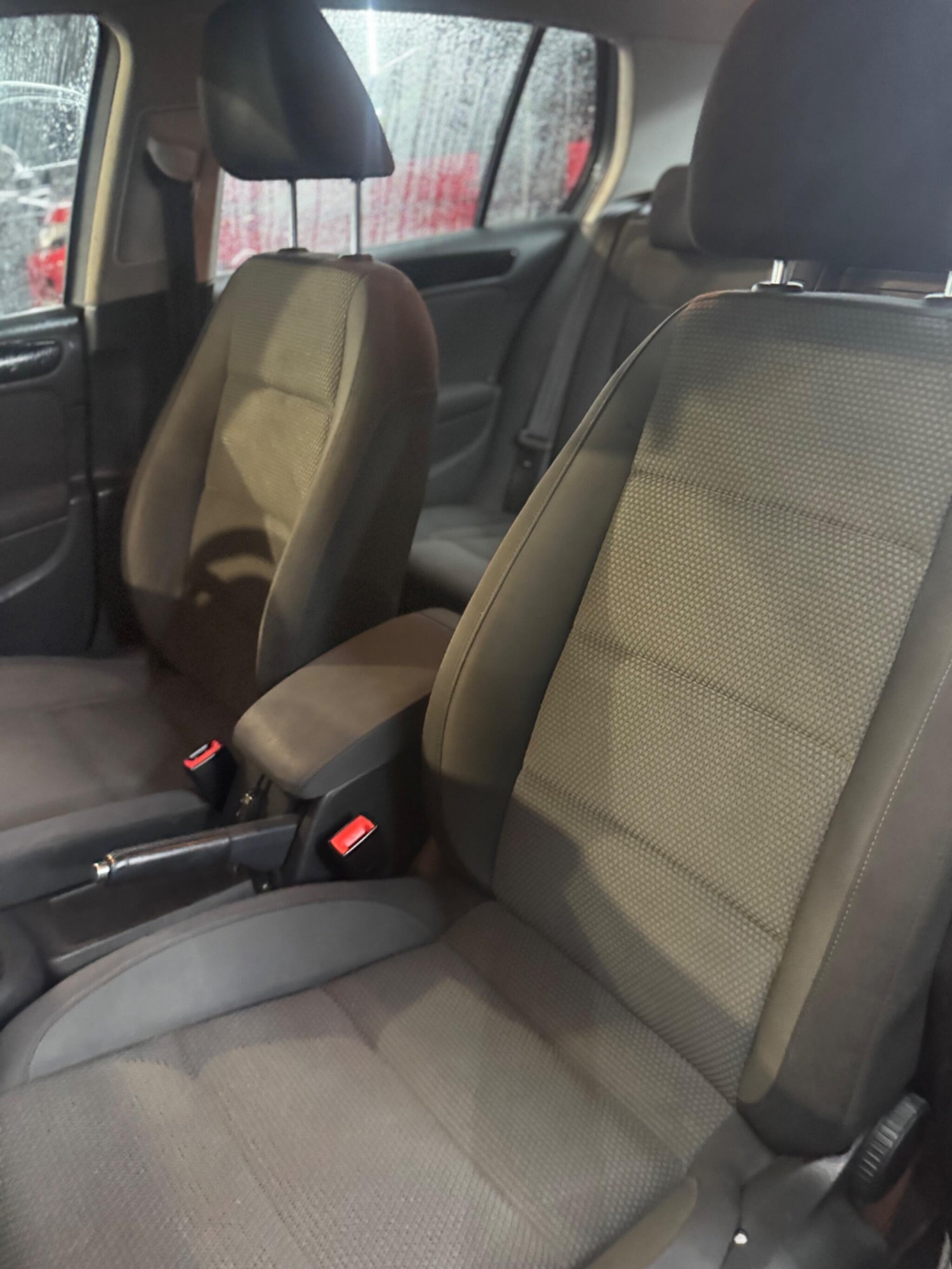 Used Volkswagen Golf 2011 for sale - 77853618: Photo 27