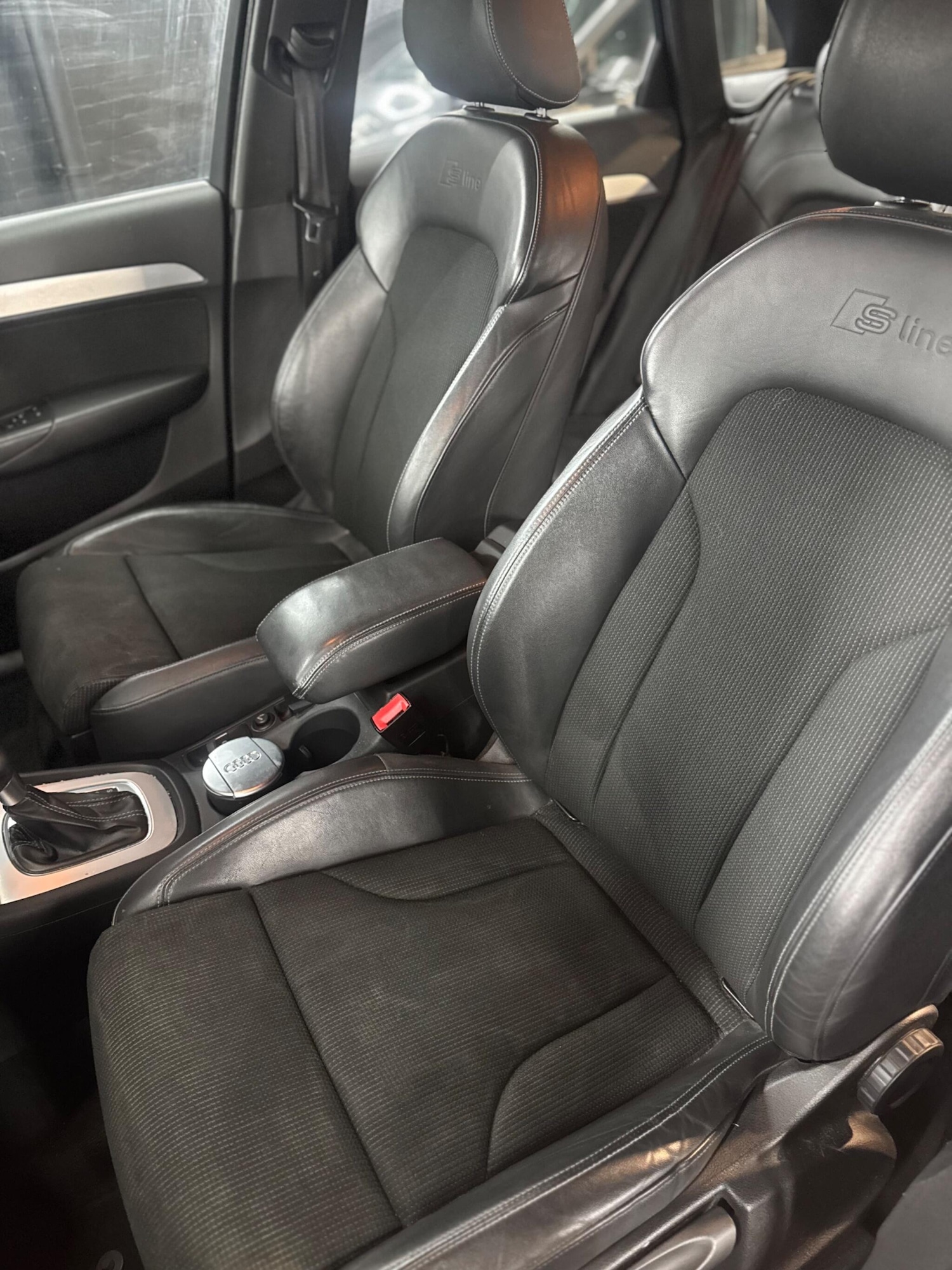 Used Audi Q3 2013 for sale - 77331651: Photo 25