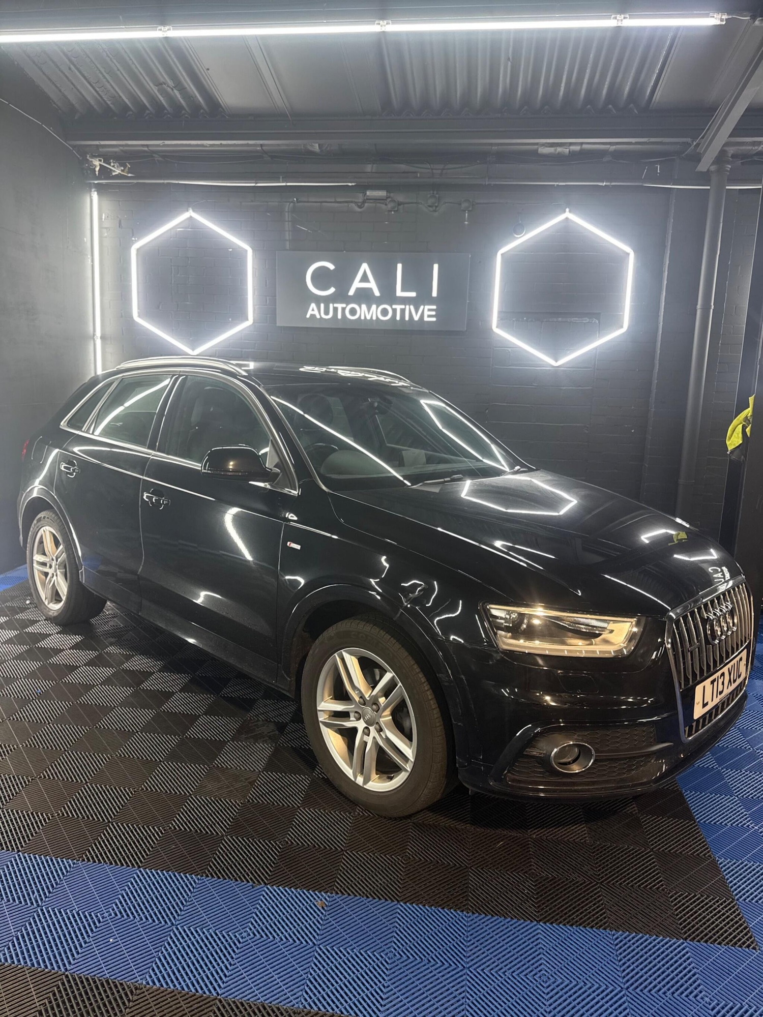 Used Audi Q3 2013 for sale - 77331651: Photo 29