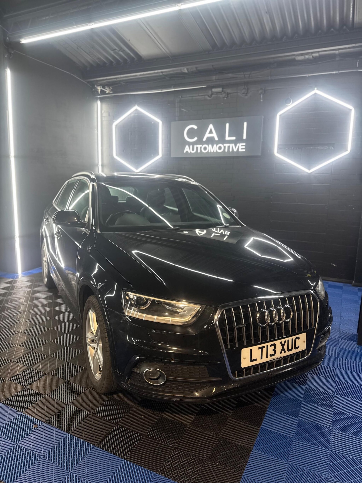 Used Audi Q3 2013 for sale - 77331651: Photo 5