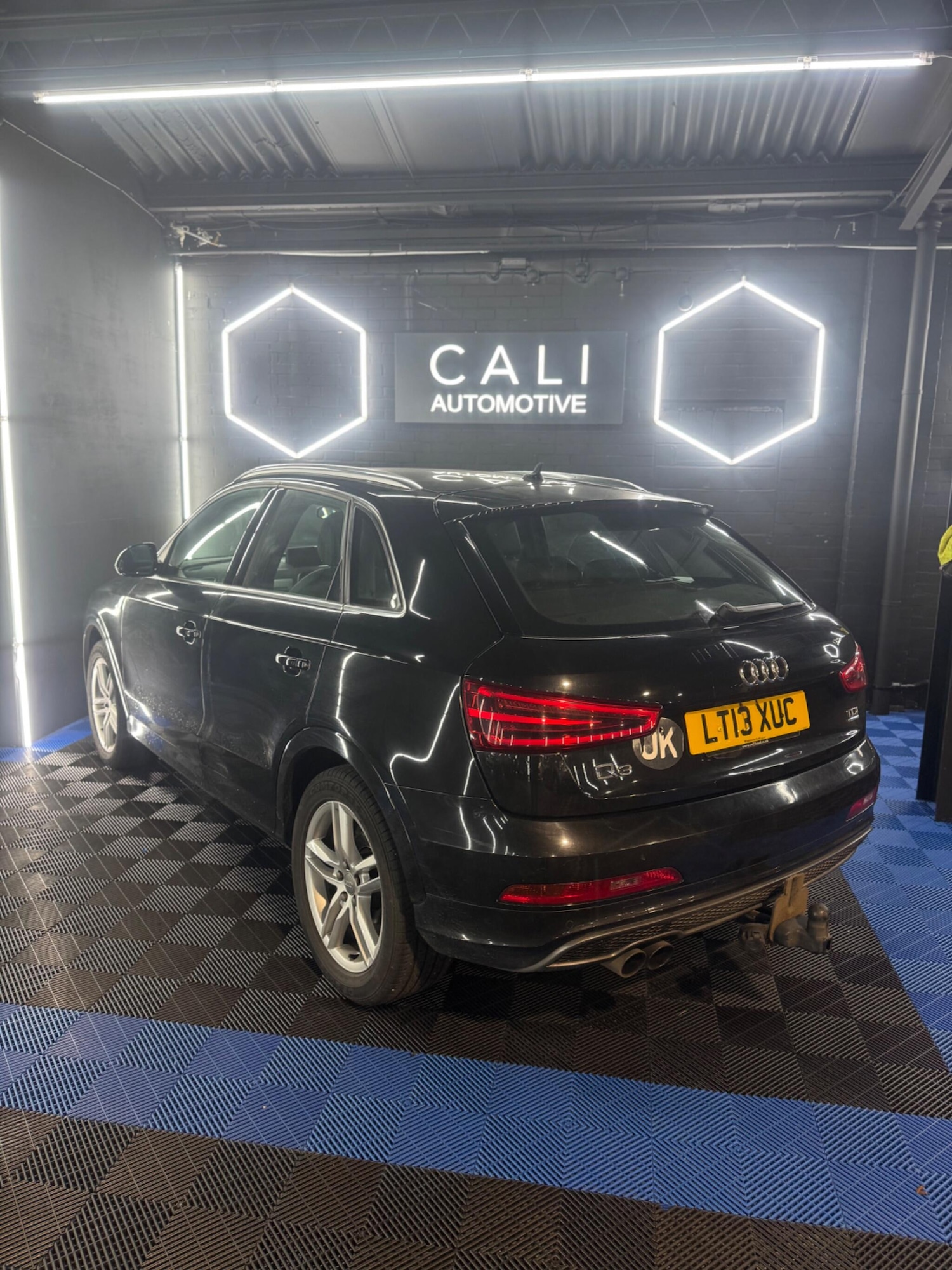 Used Audi Q3 2013 for sale - 77331651: Photo 6