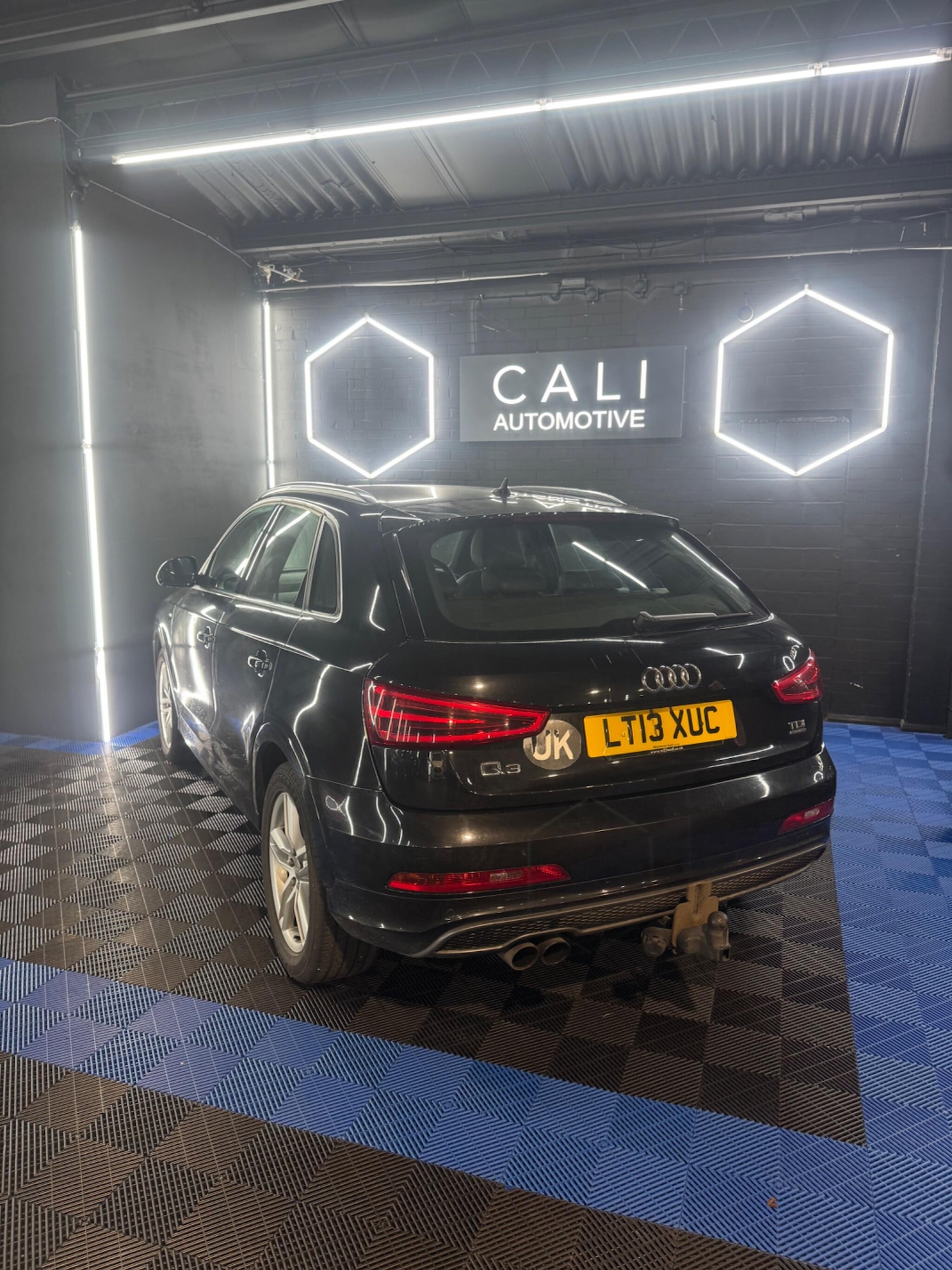 Used Audi Q3 2013 for sale - 77331651: Photo 7