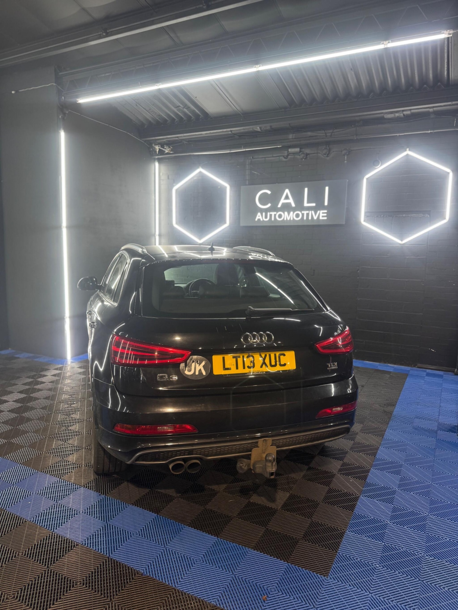 Used Audi Q3 2013 for sale - 77331651: Photo 9