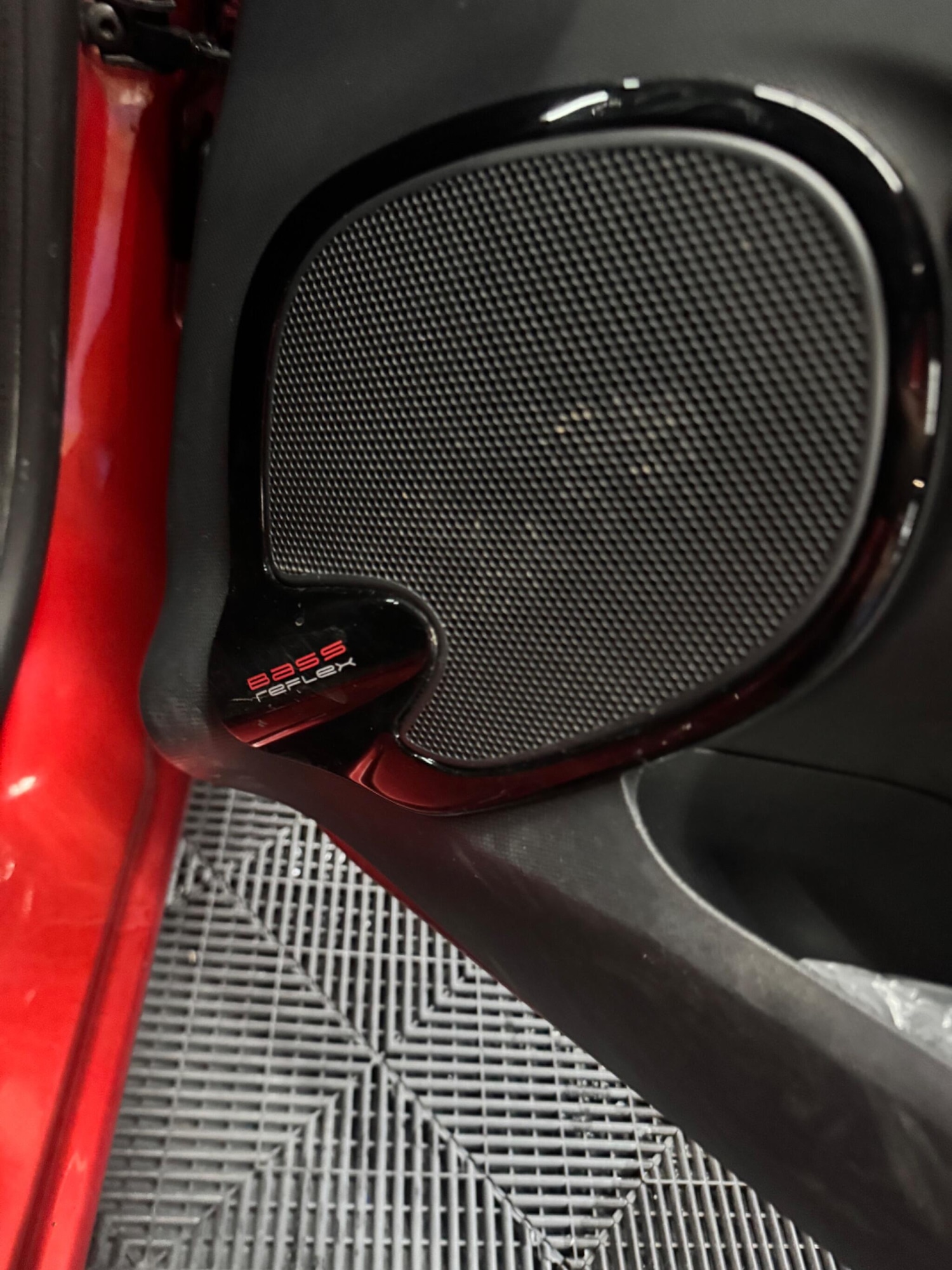 Used Renault Clio 2015 for sale - 76866561: Photo 32