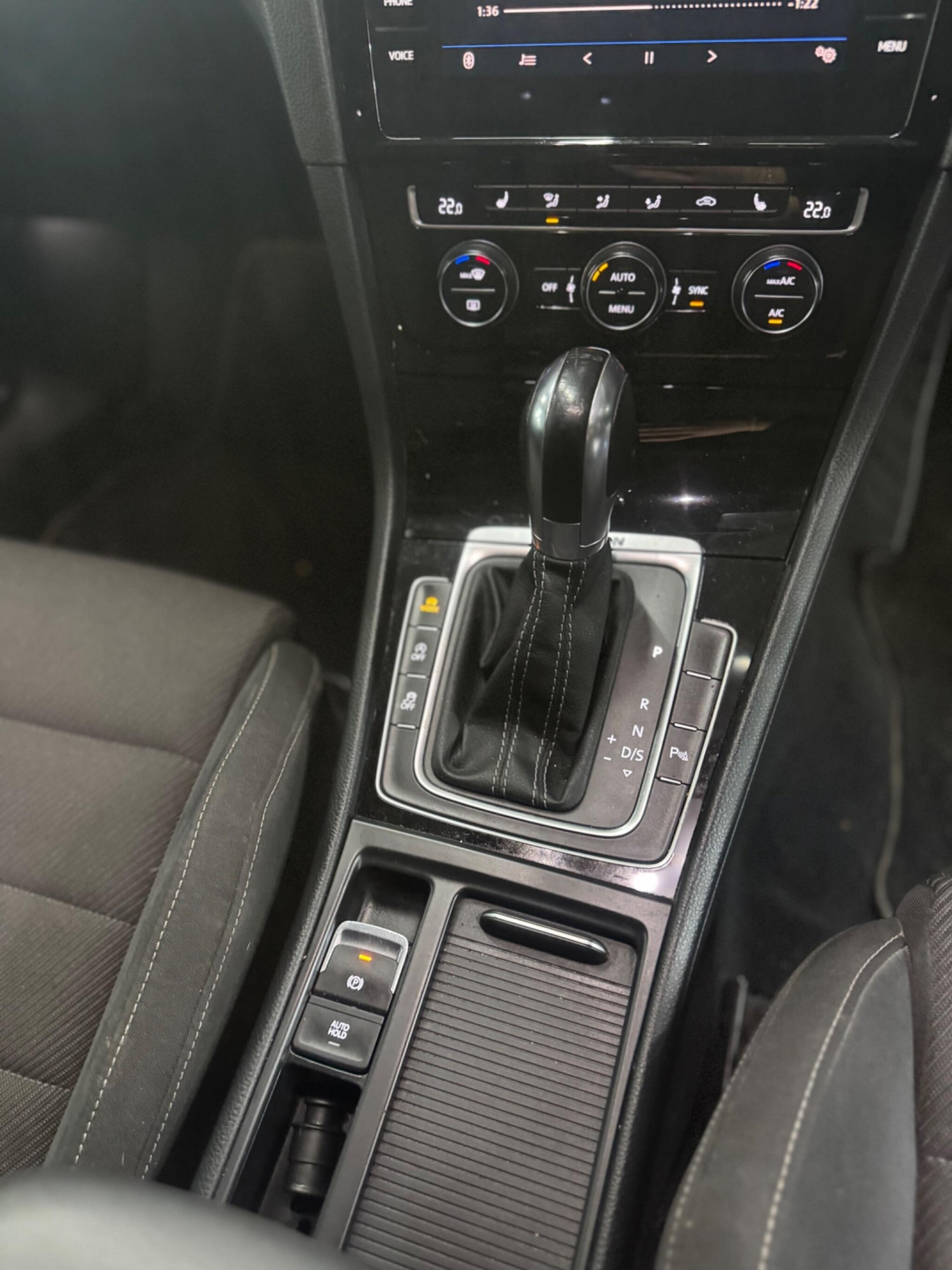 Used Volkswagen Golf 2019 for sale - 77016037: Photo 19