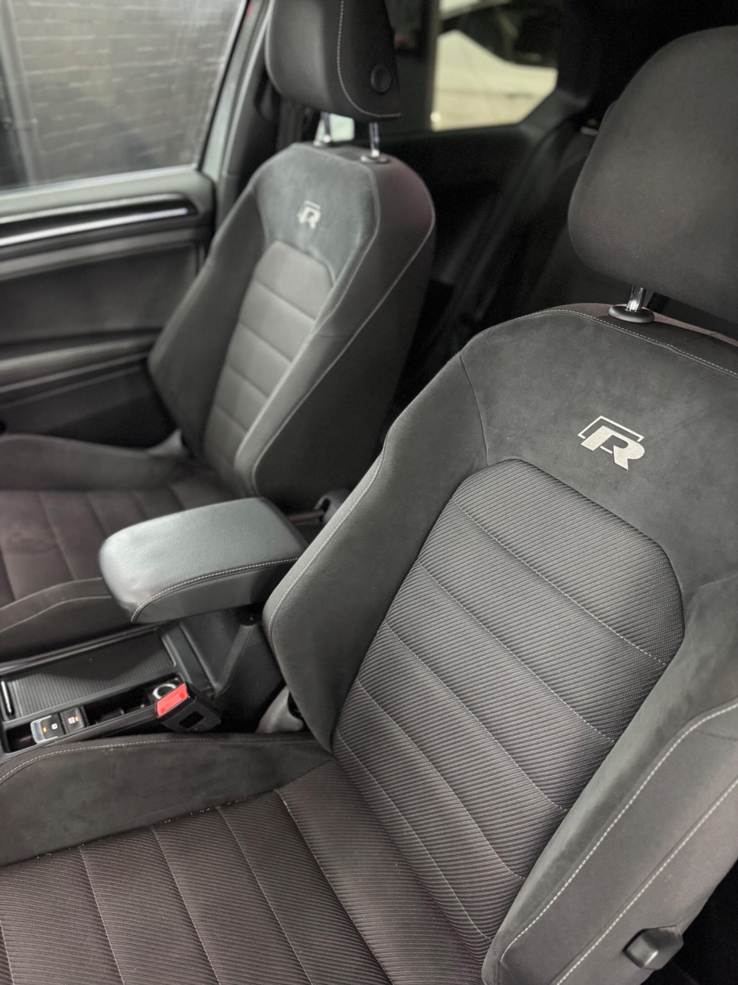 Used Volkswagen Golf 2019 for sale - 77016037: Photo 28