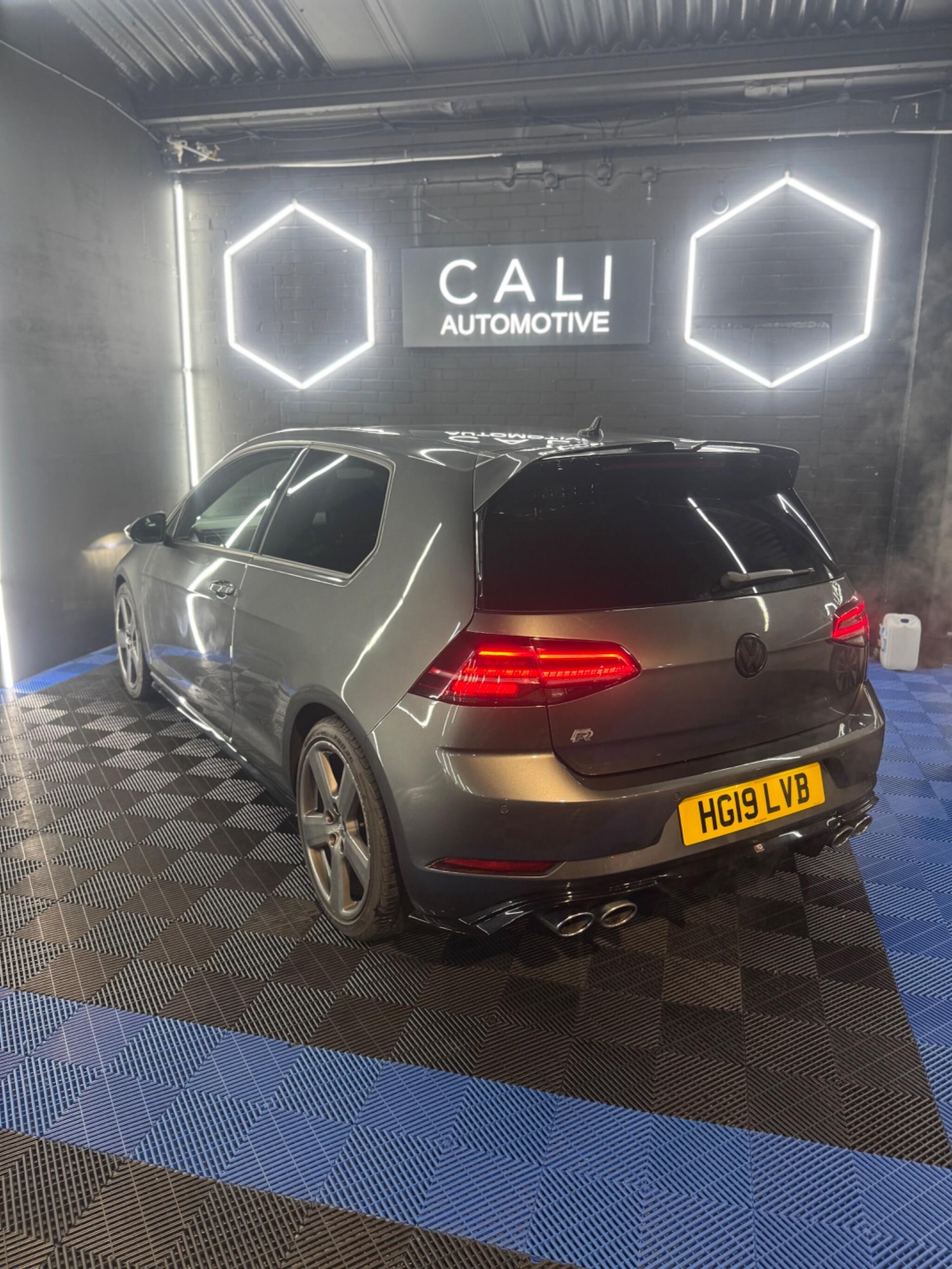 Used Volkswagen Golf 2019 for sale - 77016037: Photo 3