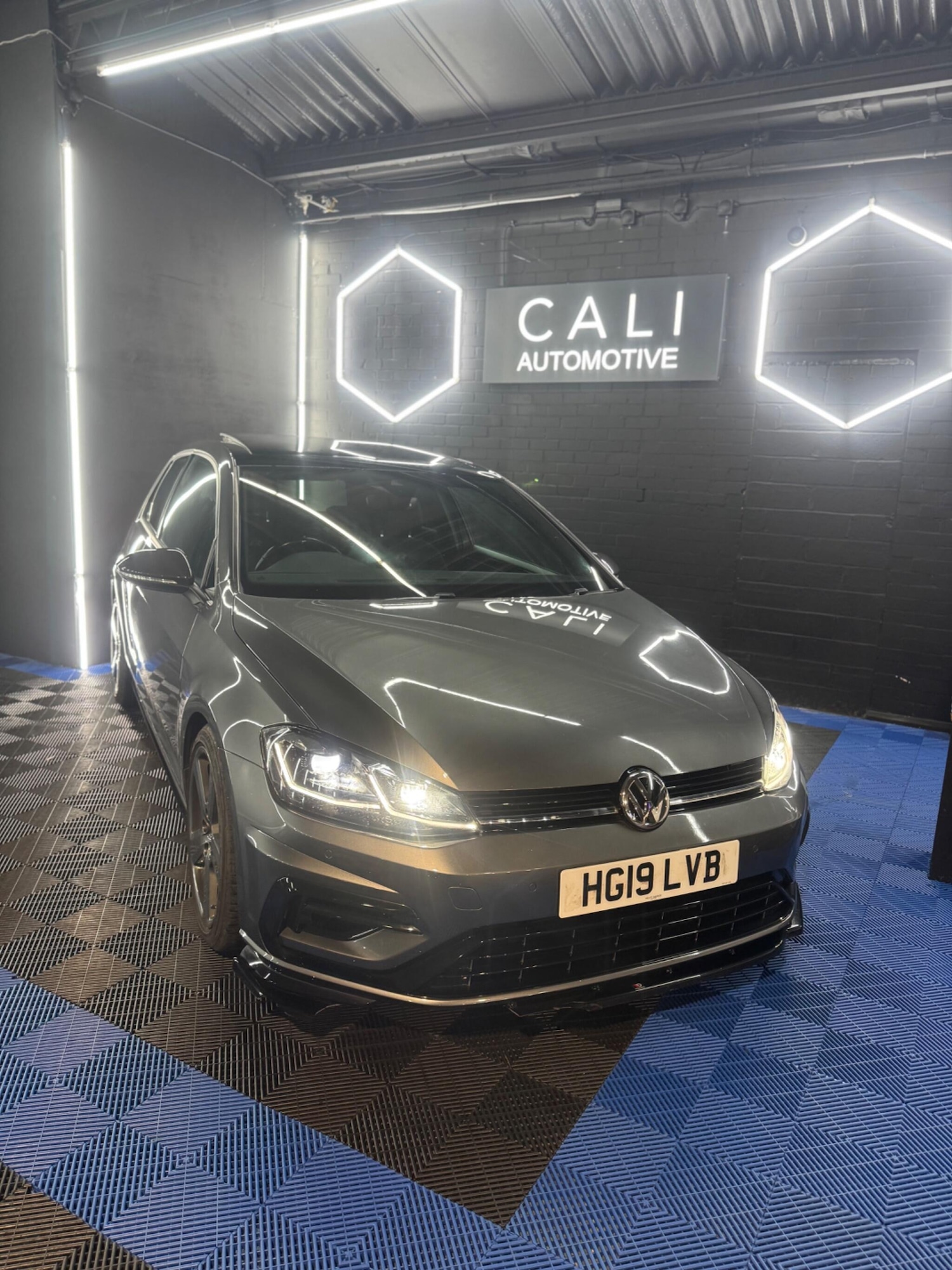 Used Volkswagen Golf 2019 for sale - 77016037: Photo 8