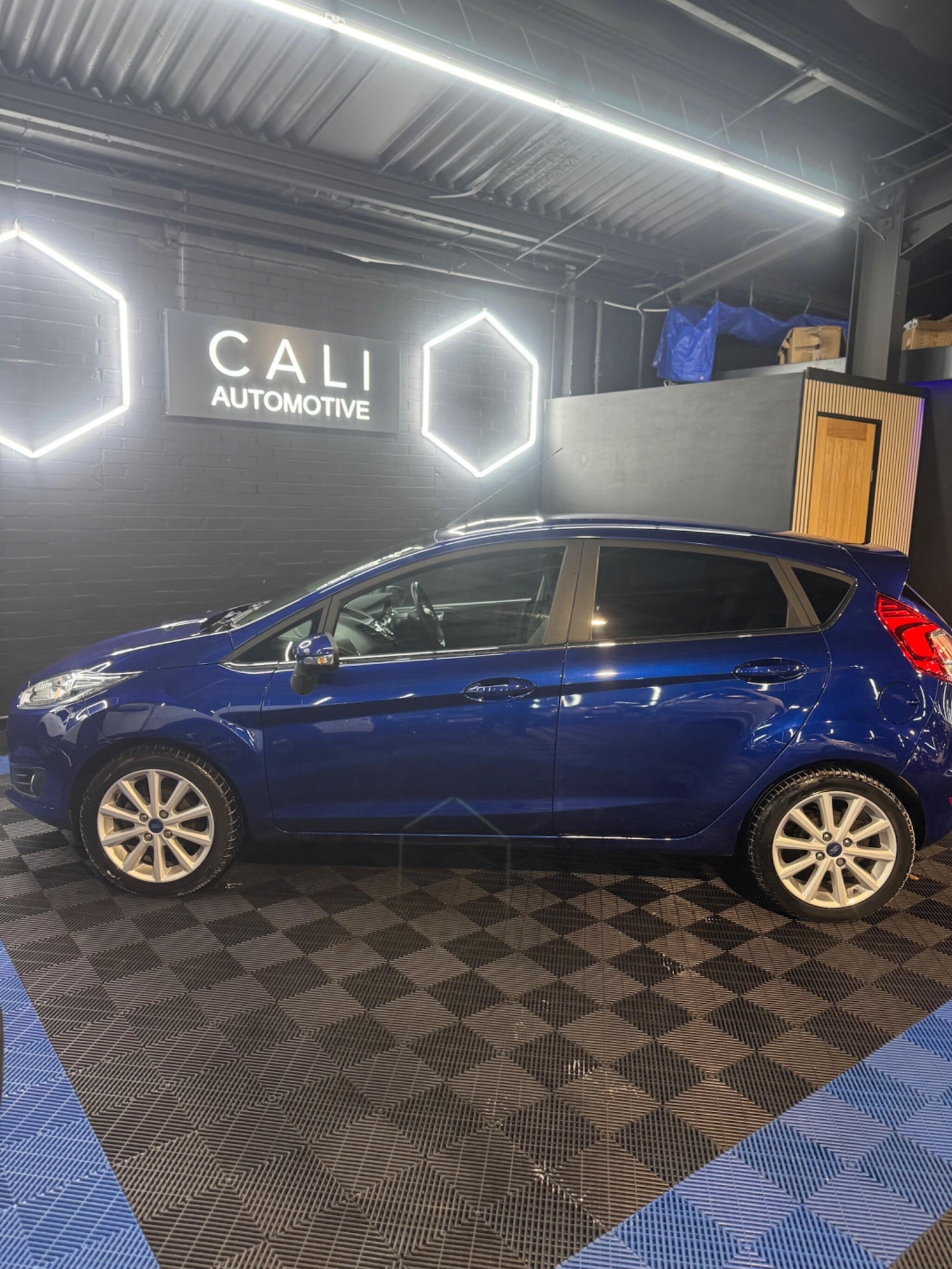 Used Ford Fiesta 2015 for sale - 77586252: Photo 37