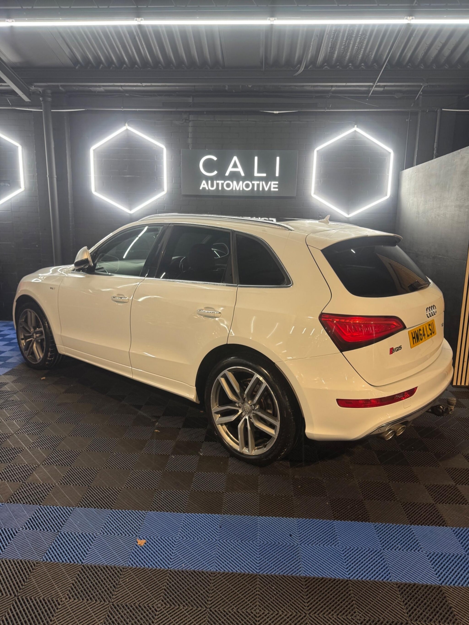 Used Audi Q5 2015 for sale - 78157898: Photo 4