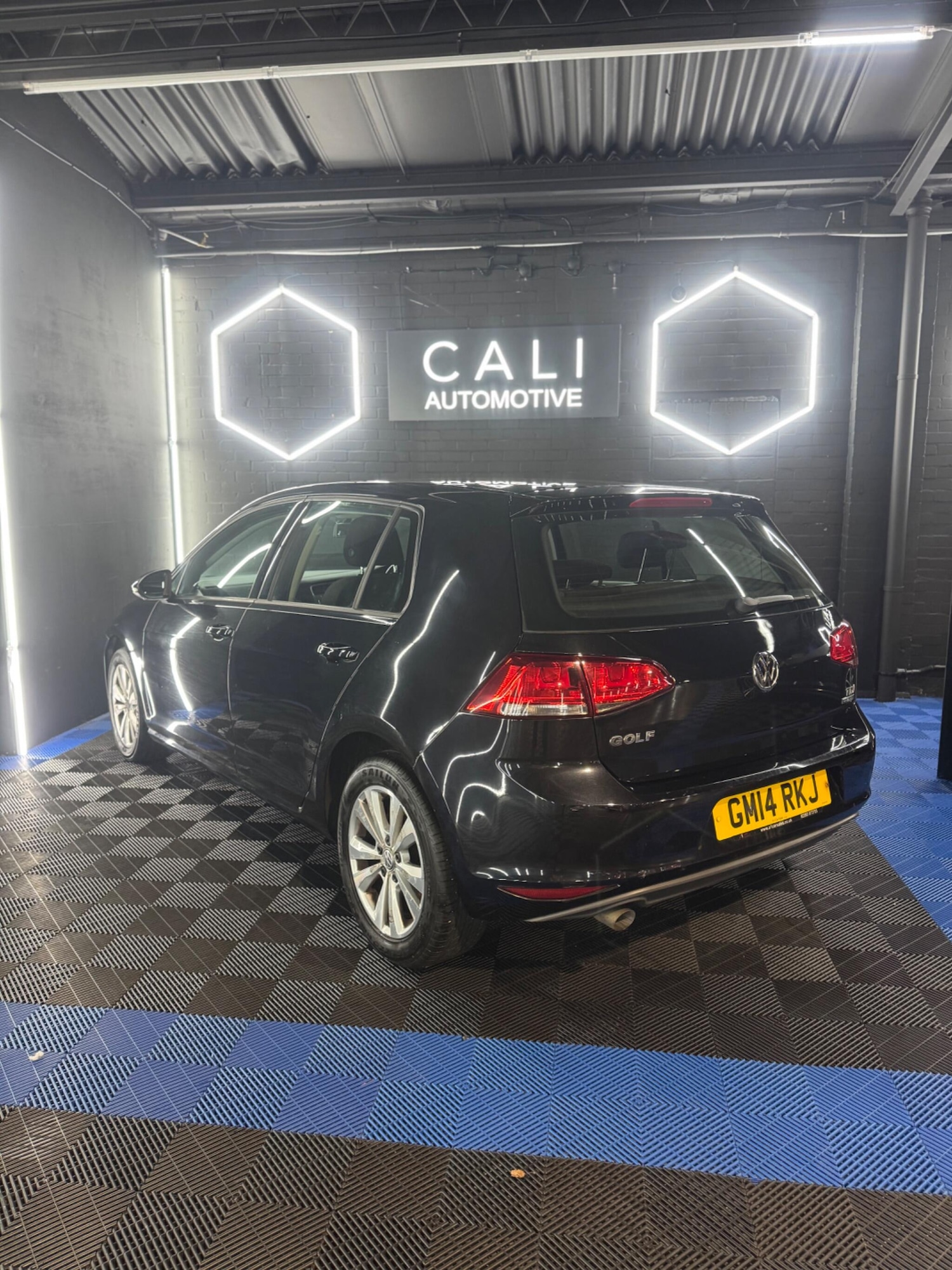 Used Volkswagen Golf 2014 for sale - 76865848: Photo 3