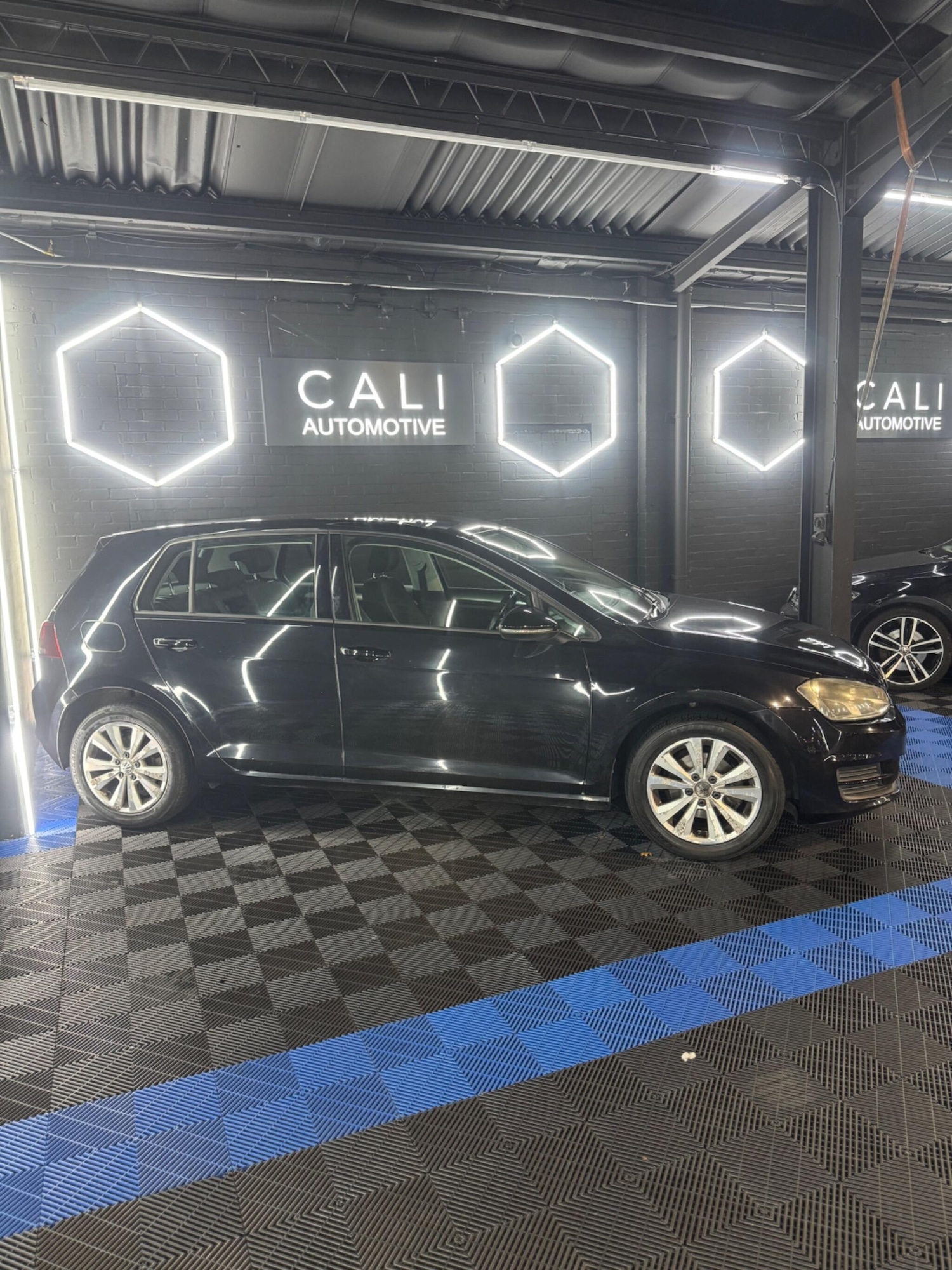 Used Volkswagen Golf 2014 for sale - 76865848: Photo 30