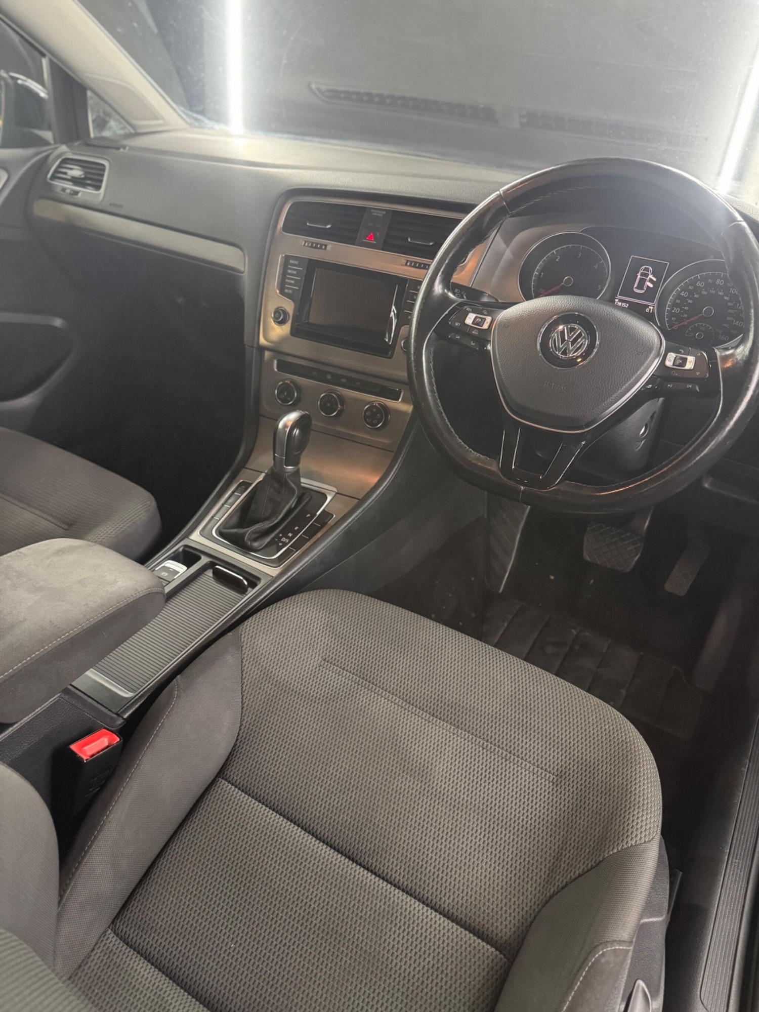 Used Volkswagen Golf 2014 for sale - 76865848: Photo 36