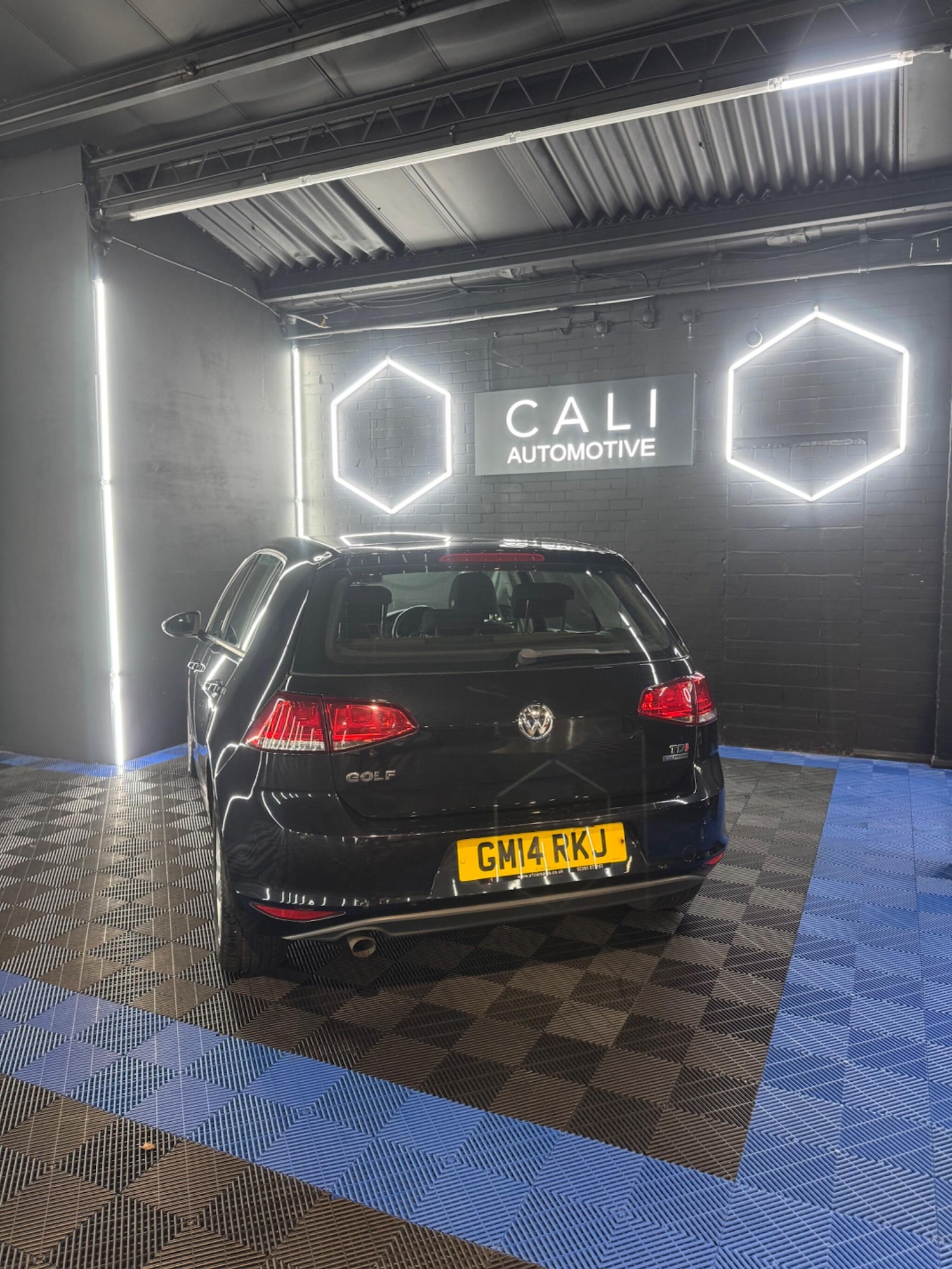 Used Volkswagen Golf 2014 for sale - 76865848: Photo 8