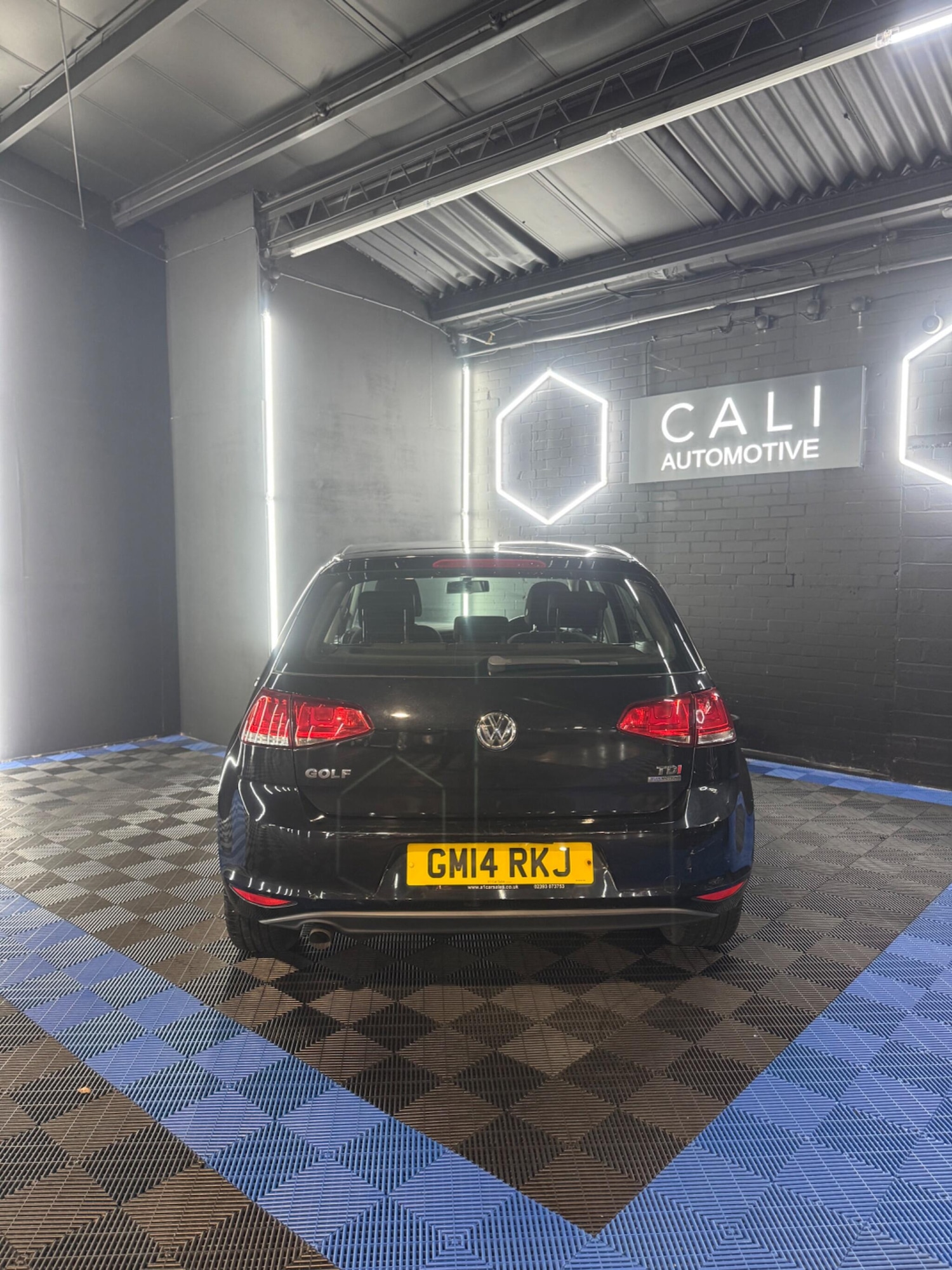 Used Volkswagen Golf 2014 for sale - 76865848: Photo 9