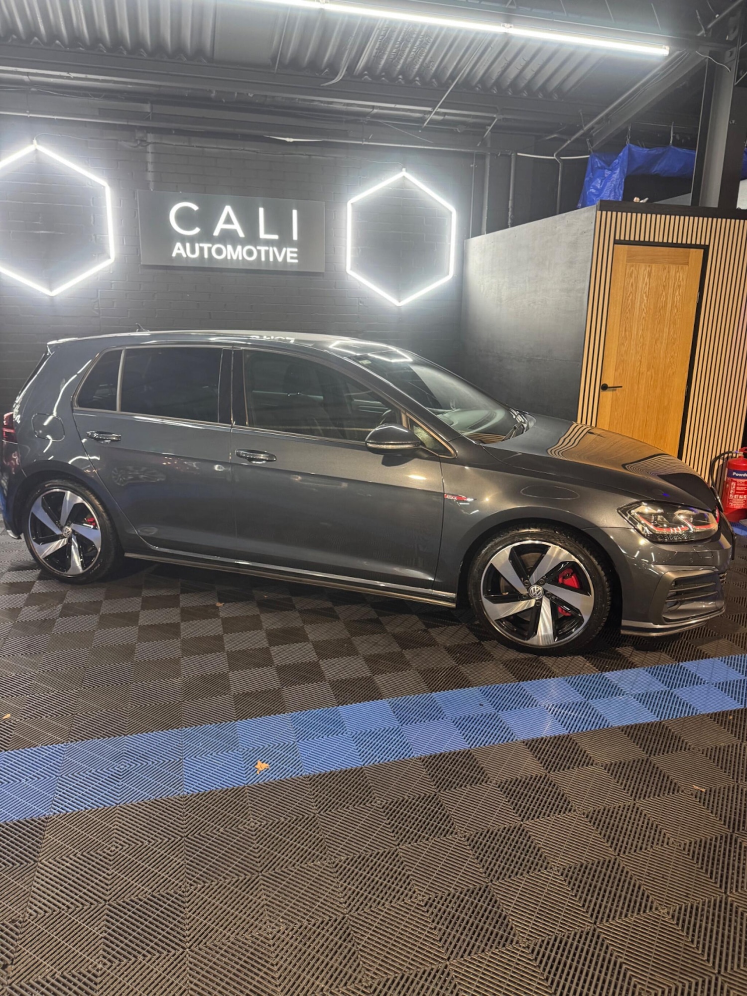 Used Volkswagen Golf for sale - 77768124: Photo 17