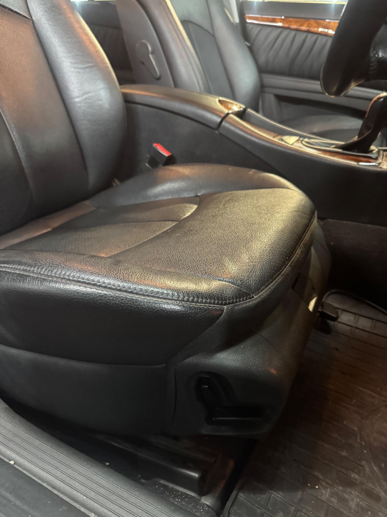 Used Mercedes-Benz E Class 2005 for sale - 77612636: Photo 24