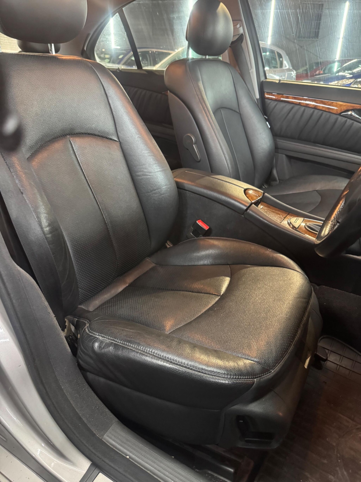 Used Mercedes-Benz E Class 2005 for sale - 77612636: Photo 25