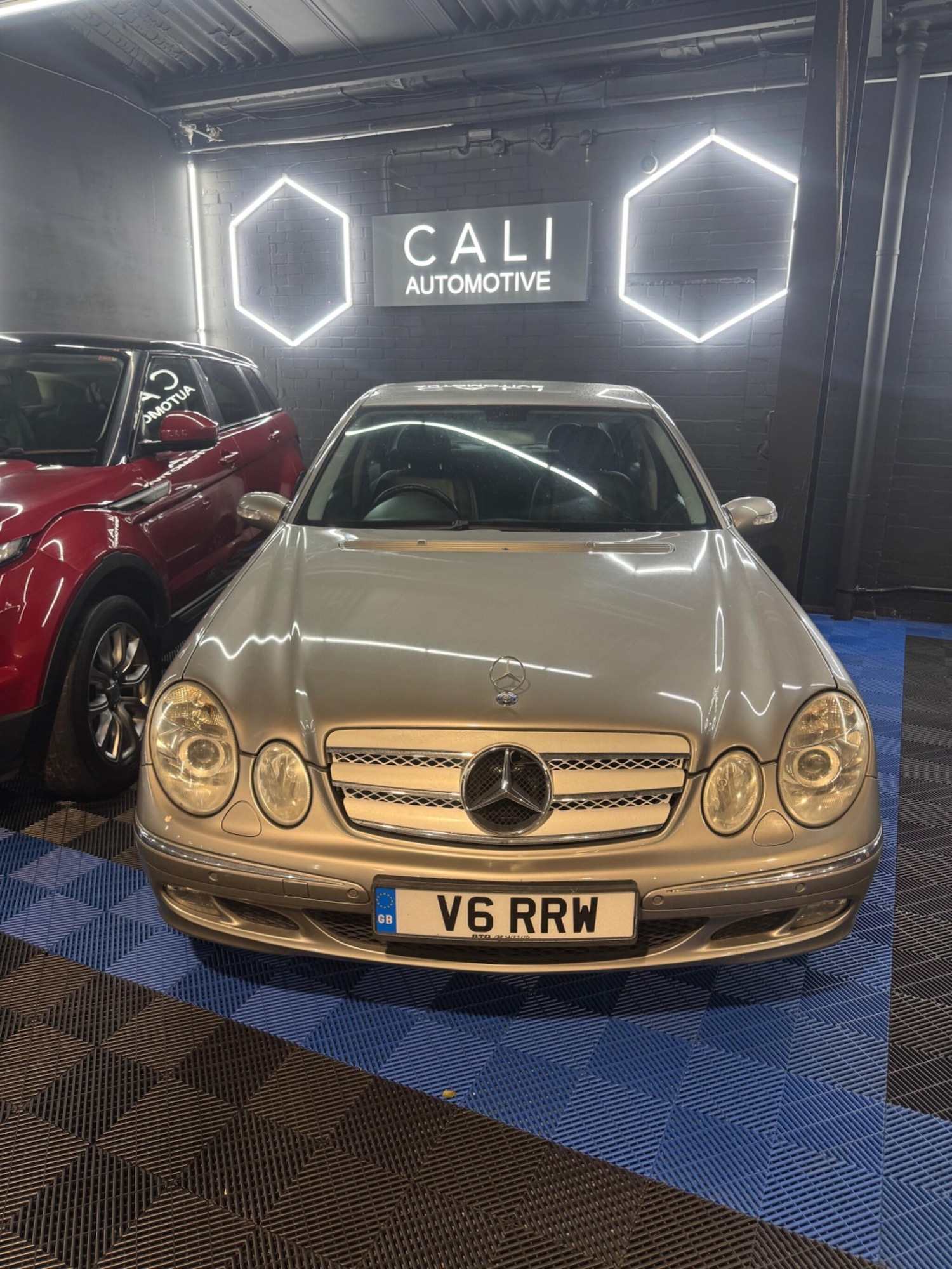 Used Mercedes-Benz E Class 2005 for sale - 77612636: Photo 3