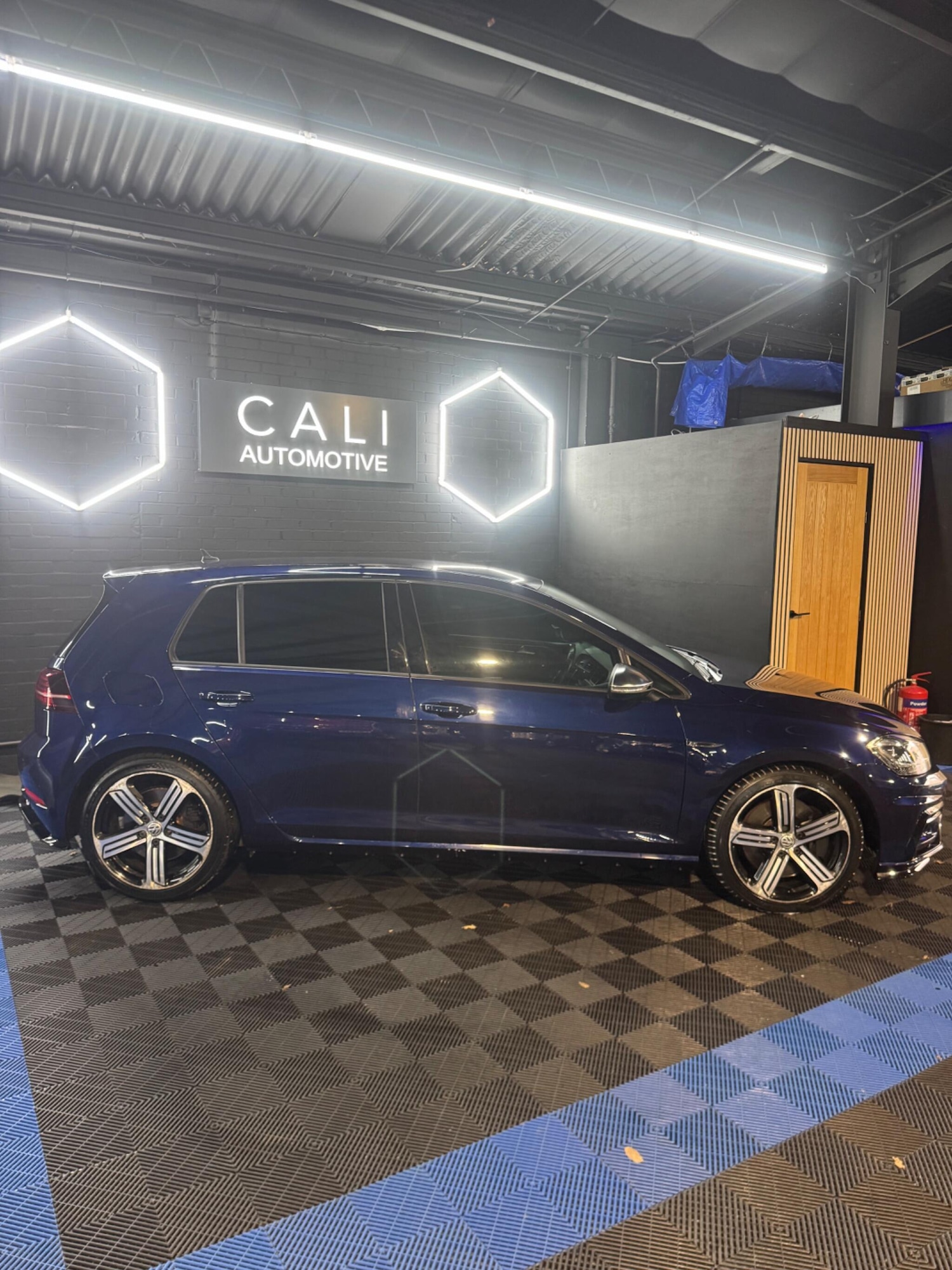 Used Volkswagen Golf for sale - 77992952: Photo 17