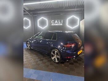 Used Volkswagen Golf 2017 for sale - 77992952: Photo