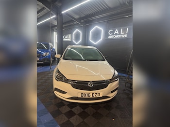 Used Vauxhall Astra 2016 for sale - 77097630: Photo