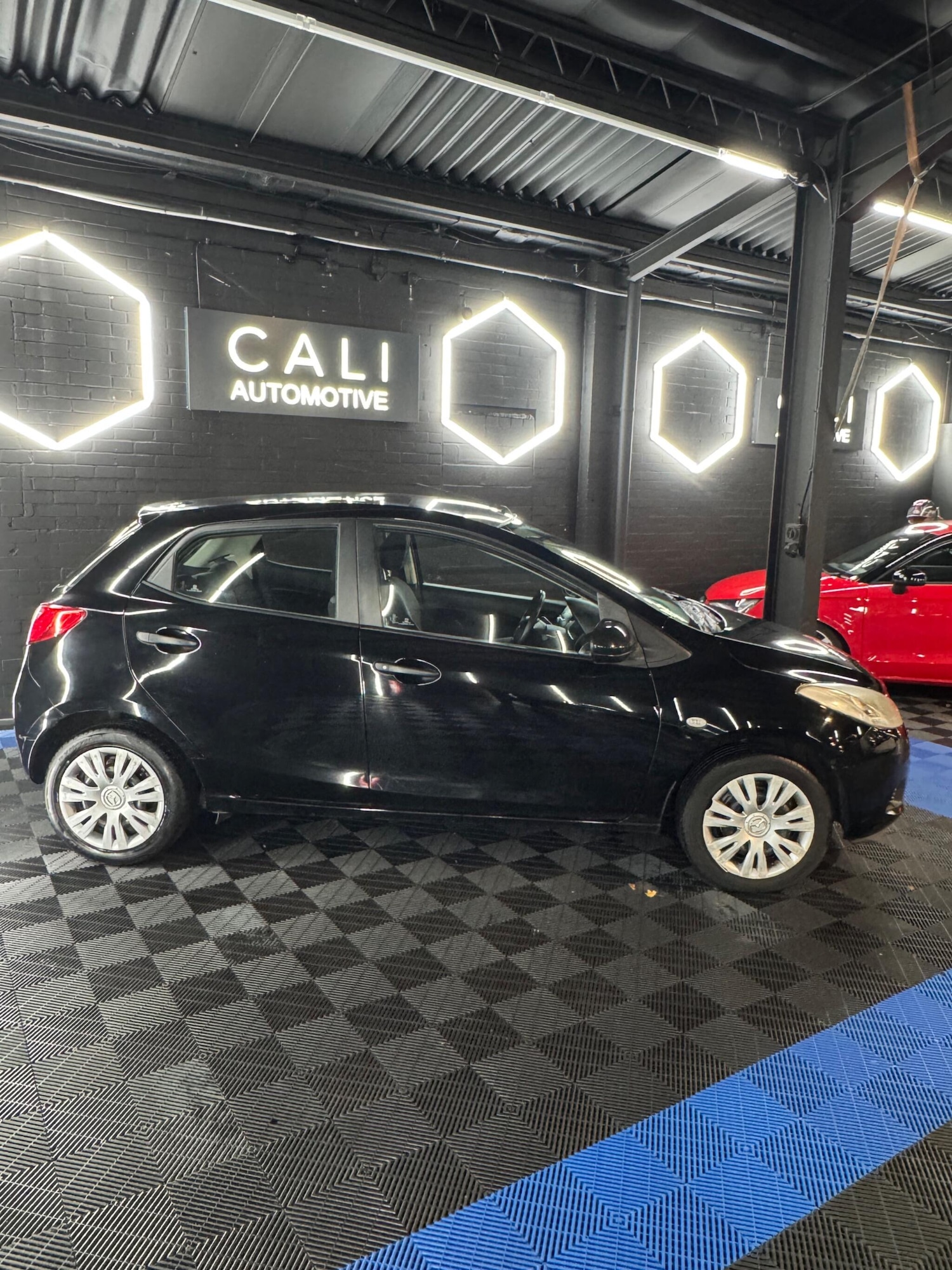 Used Mazda Mazda2 2010 for sale - 76866074: Photo 13