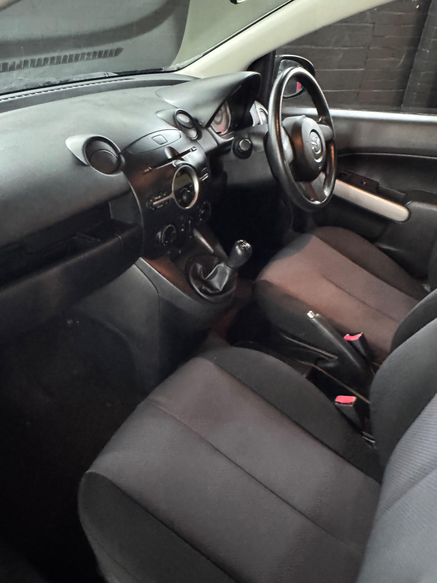 Used Mazda Mazda2 2010 for sale - 76866074: Photo 15