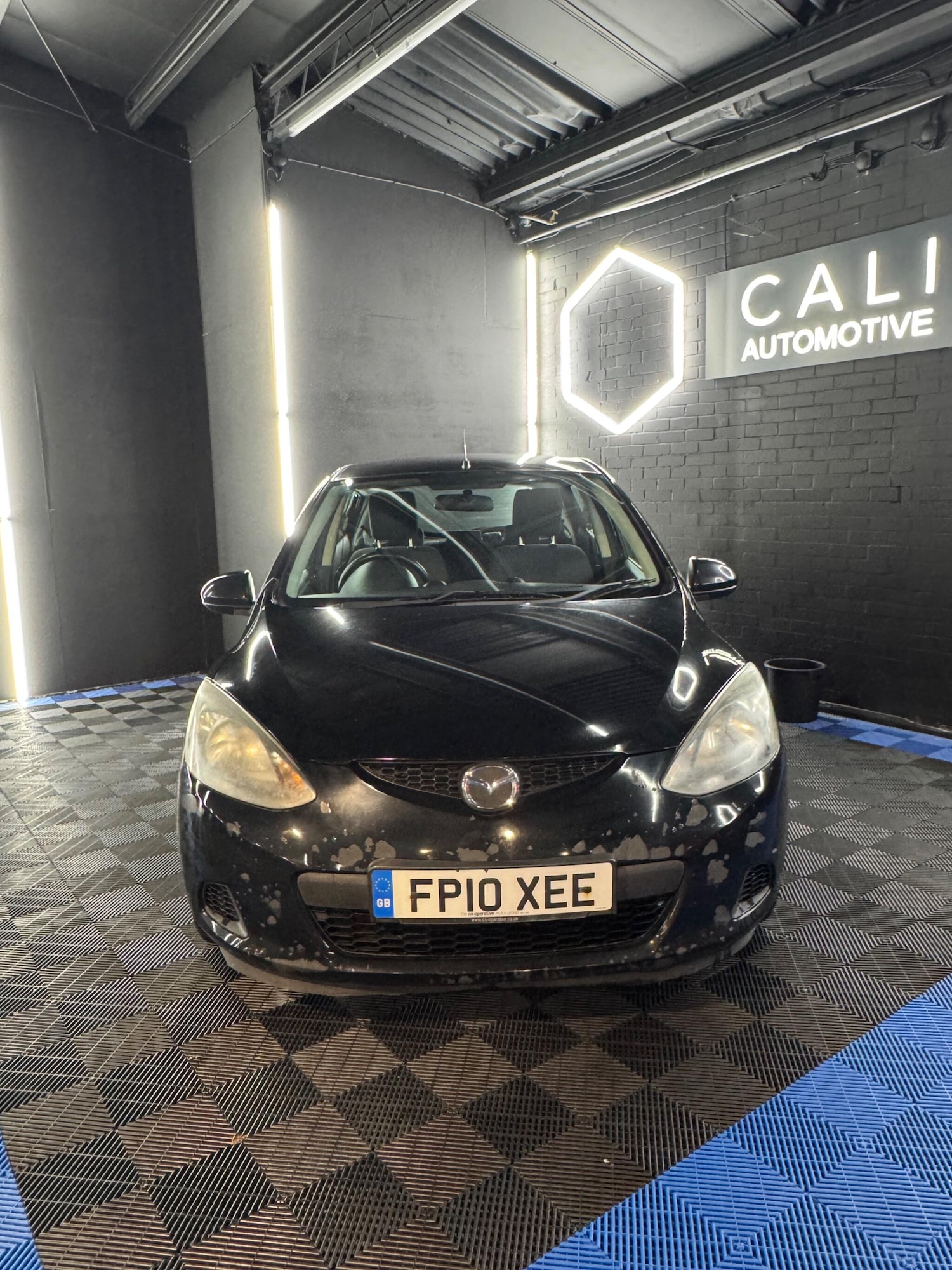 Used Mazda Mazda2 2010 for sale - 76866074: Photo 2