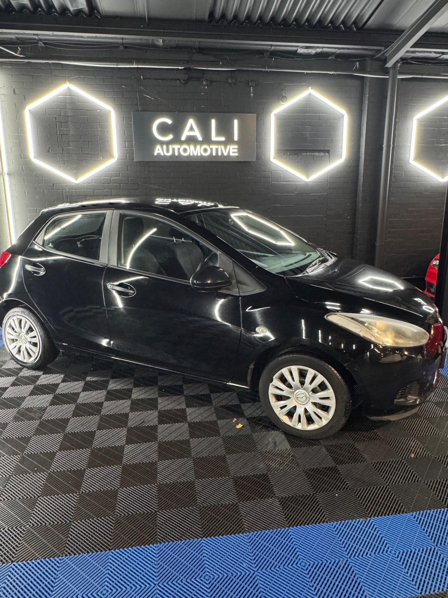 Used Mazda Mazda2 2010 for sale - 76866074: Photo 26