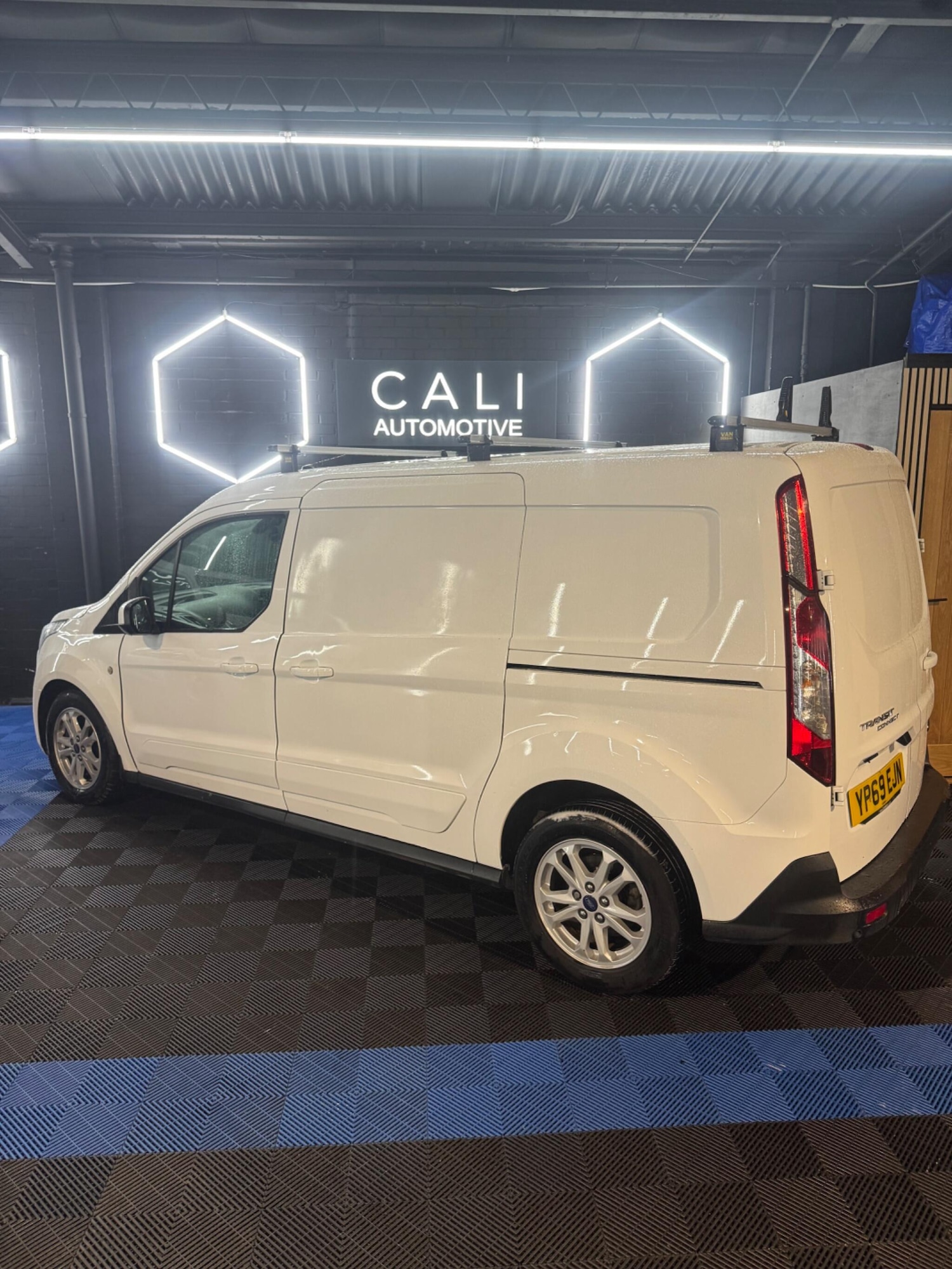 Used Ford Transit Connect 2019 for sale - 77400797: Photo 10